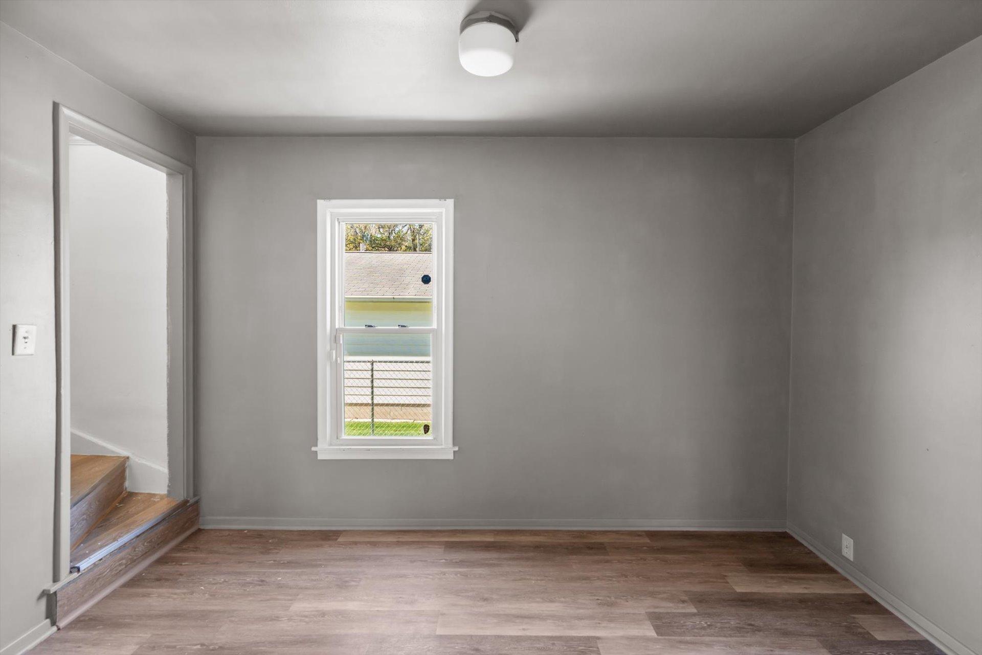 View of Residential at 112 Lawson Avenue, Saint Paul MN 55117, Saint Paul (17 of 41) - Mike Wilen | Minnesota Team Real Estate