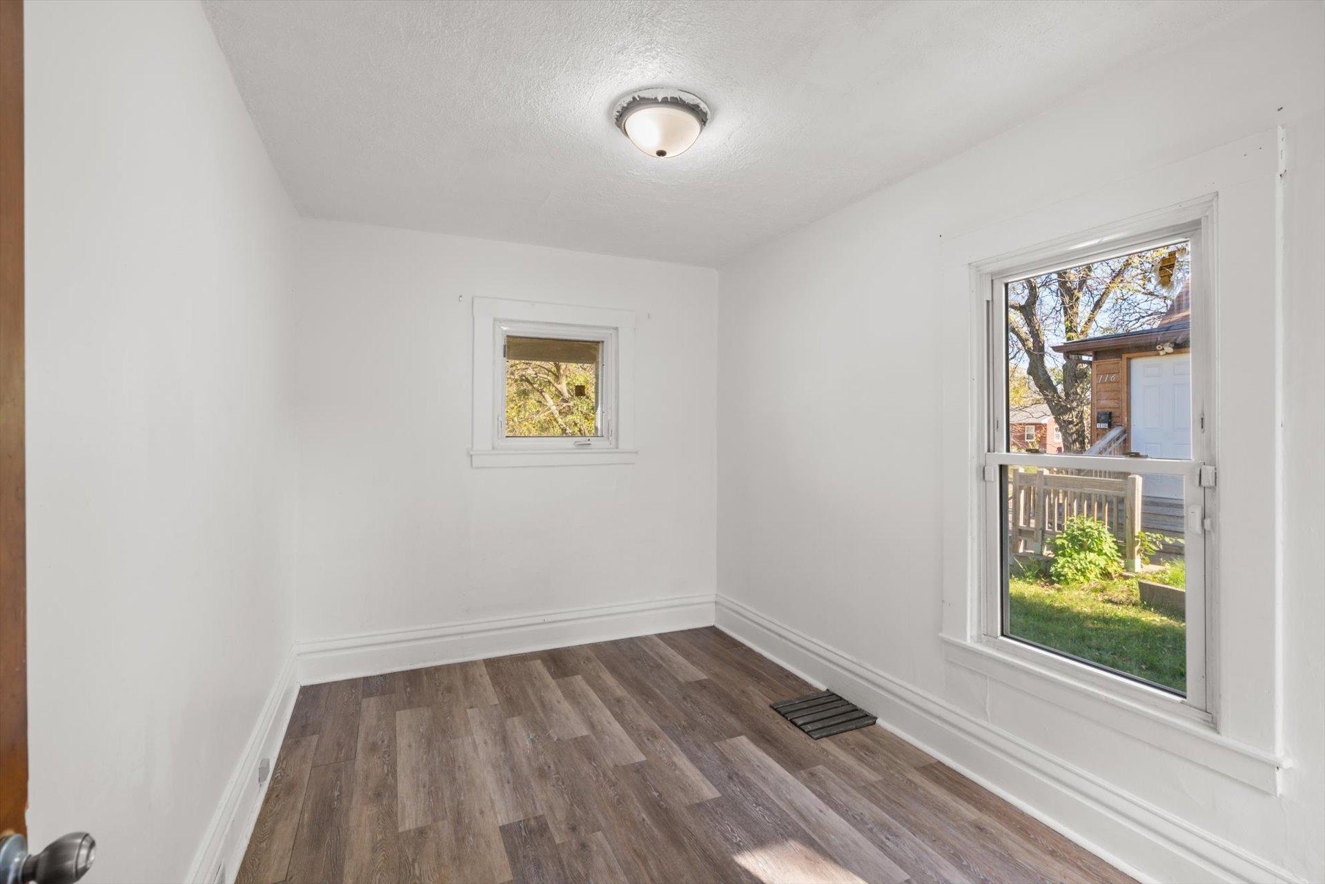 View of Residential at 112 Lawson Avenue, Saint Paul MN 55117, Saint Paul (11 of 41) - Mike Wilen | Minnesota Team Real Estate