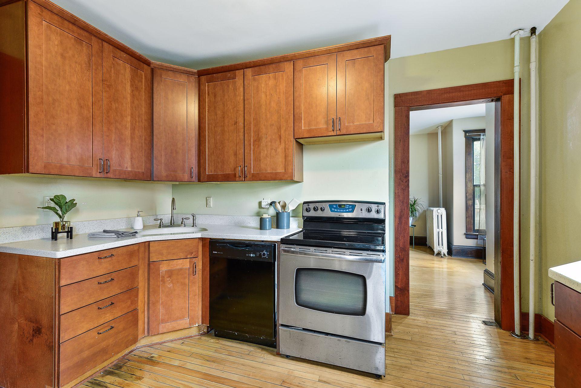 View of Residential at 1033 15th Ave SE, Minneapolis MN 55414, Minneapolis (9 of 41) - Mike Wilen | Minnesota Team Real Estate