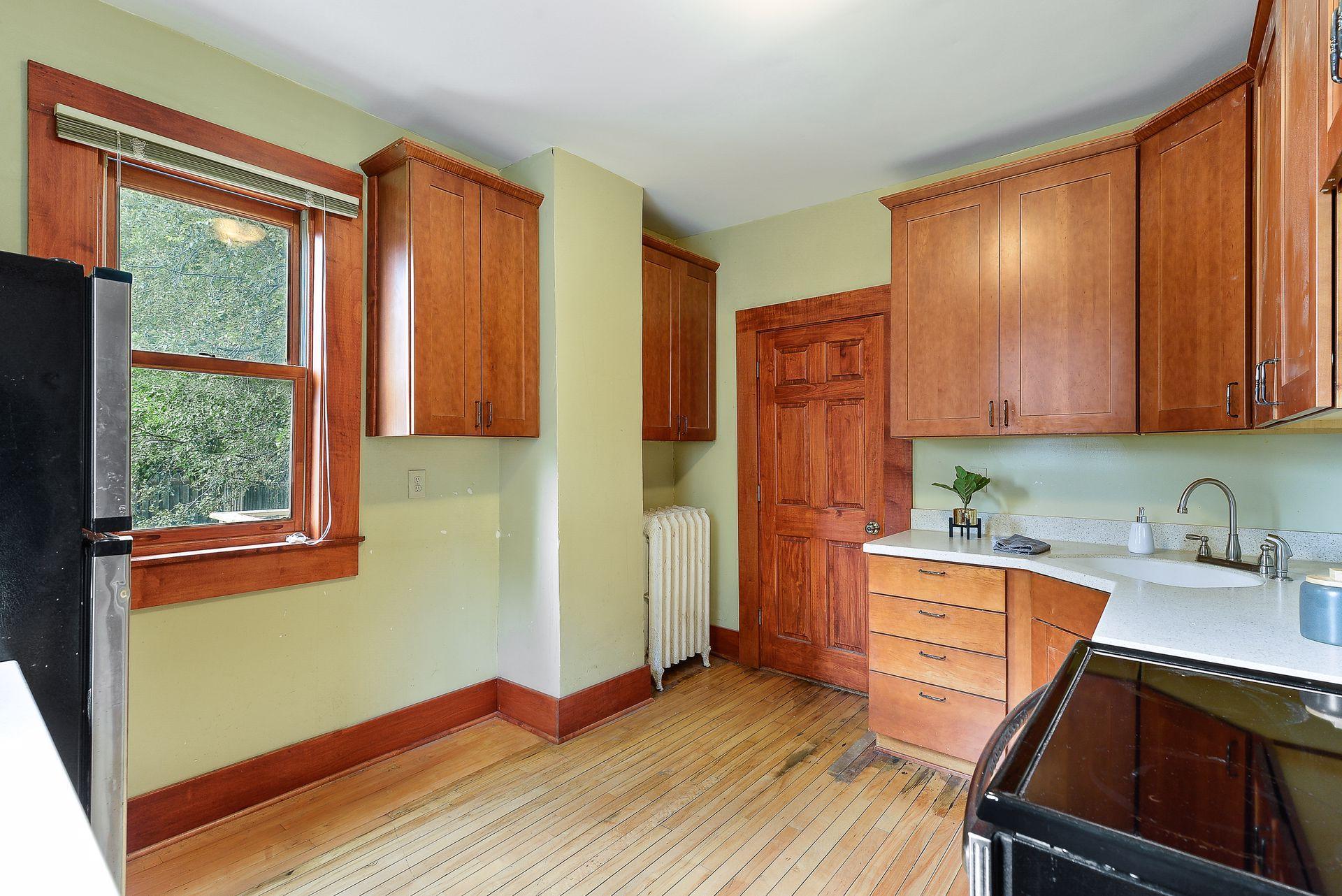 View of Residential at 1033 15th Ave SE, Minneapolis MN 55414, Minneapolis (8 of 41) - Mike Wilen | Minnesota Team Real Estate