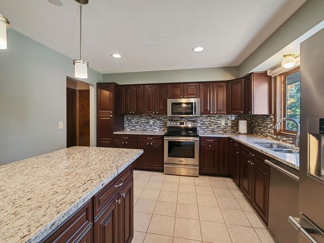 View of Residential at 664 Greenway Avenue, Oakdale MN 55128, Oakdale (3 of 33) - Mike Wilen | Minnesota Team Real Estate
