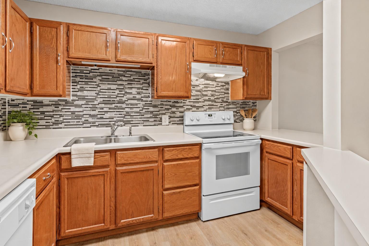 View of Residential at 8025 Xerxes Avenue #216, Bloomington MN 55431, Bloomington (20 of 38) - Mike Wilen | Minnesota Team Real Estate