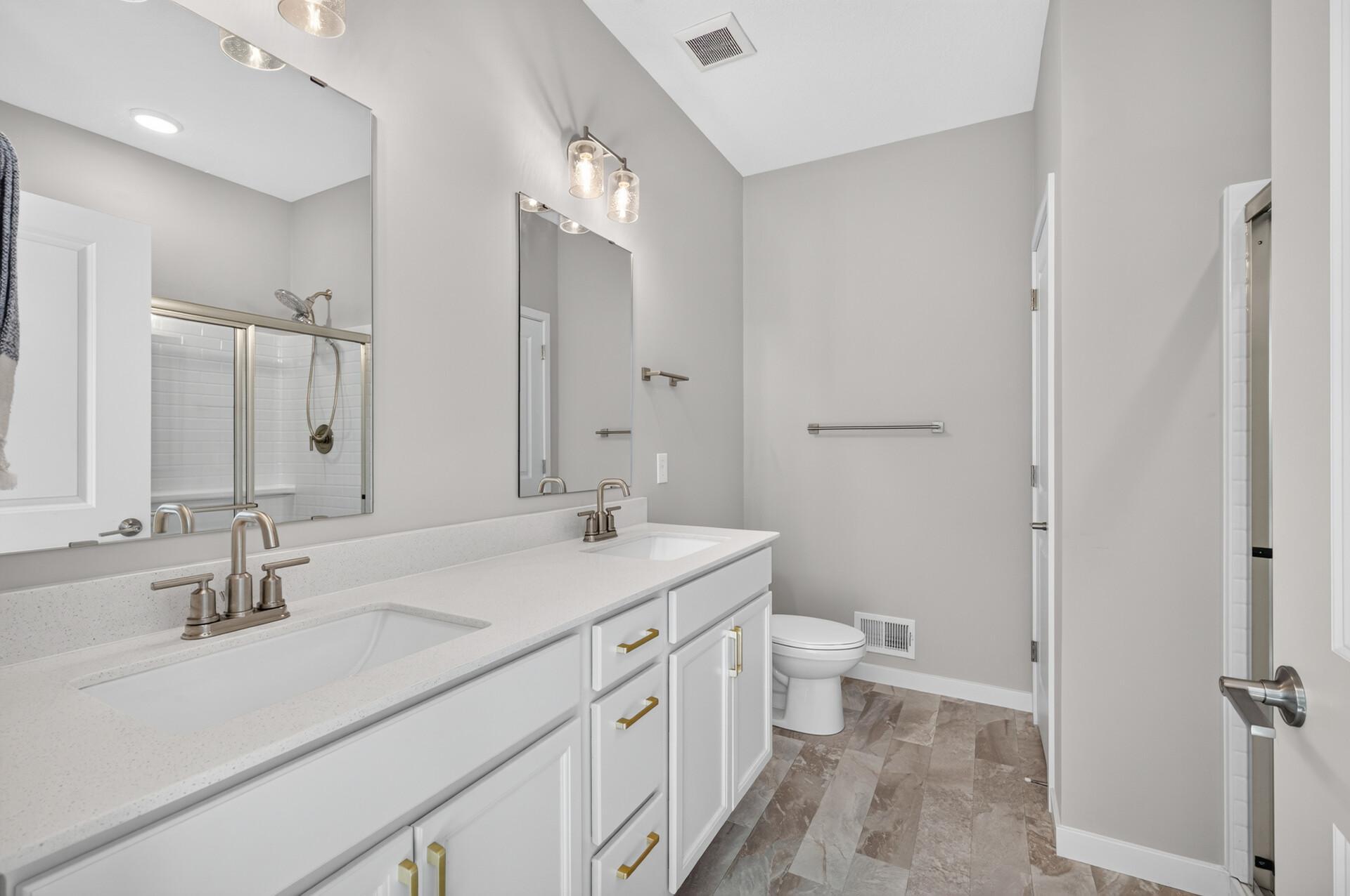 View of Residential at 4852 Airlake Drive, Woodbury MN 55129, Woodbury (27 of 55) - Mike Wilen | Minnesota Team Real Estate