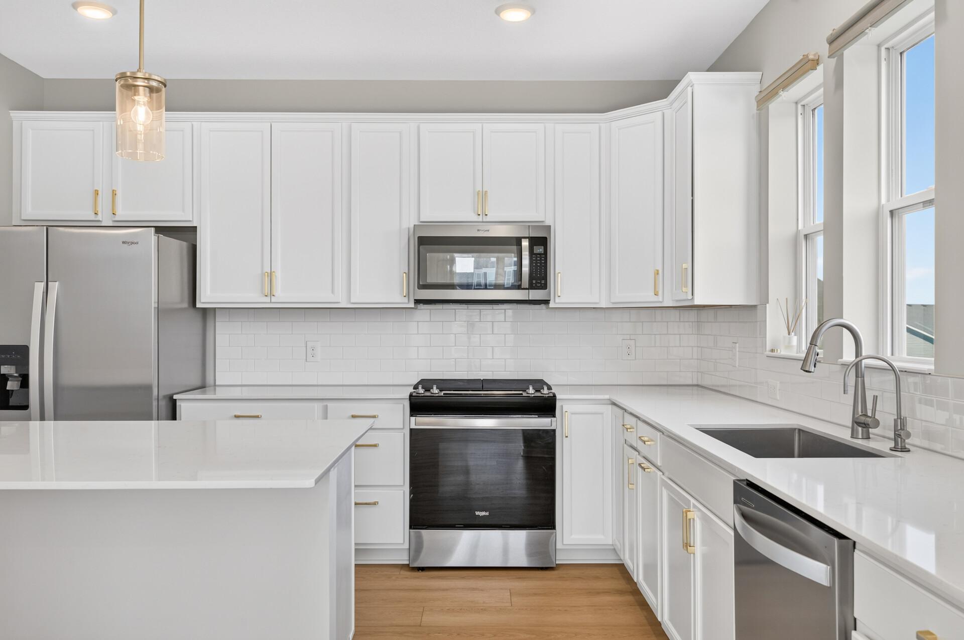 View of Residential at 4852 Airlake Drive, Woodbury MN 55129, Woodbury (18 of 55) - Mike Wilen | Minnesota Team Real Estate