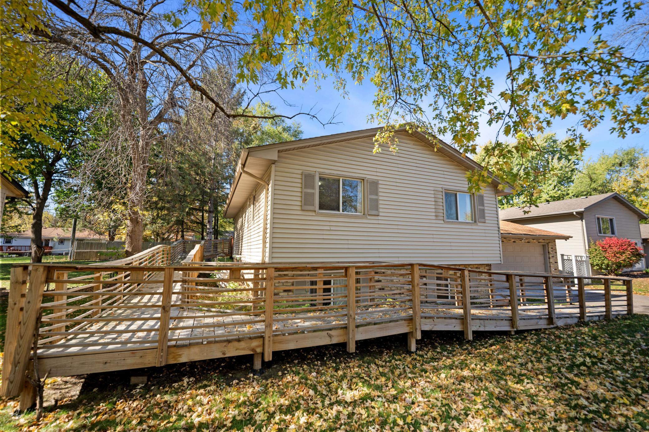 View of Residential at 6517 Edgewood Avenue, Brooklyn Park MN 55428, Brooklyn Park (3 of 21) - Mike Wilen | Minnesota Team Real Estate