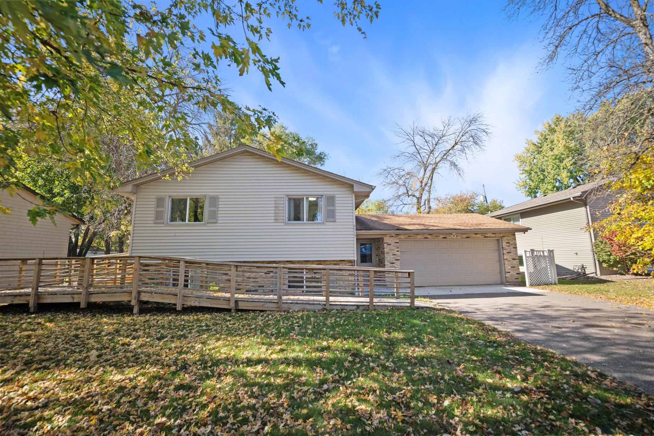 View of Single Family at 6517 Edgewood Avenue, Brooklyn Park - Mike Wilen | Minnesota Team Real Estate
