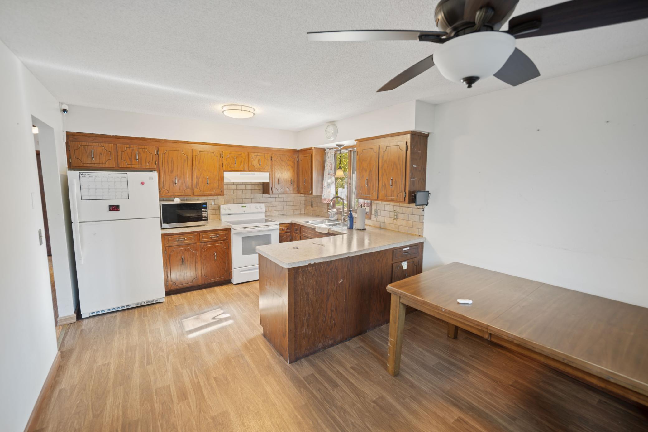 View of Residential at 6517 Edgewood Avenue, Brooklyn Park MN 55428, Brooklyn Park (6 of 21) - Mike Wilen | Minnesota Team Real Estate