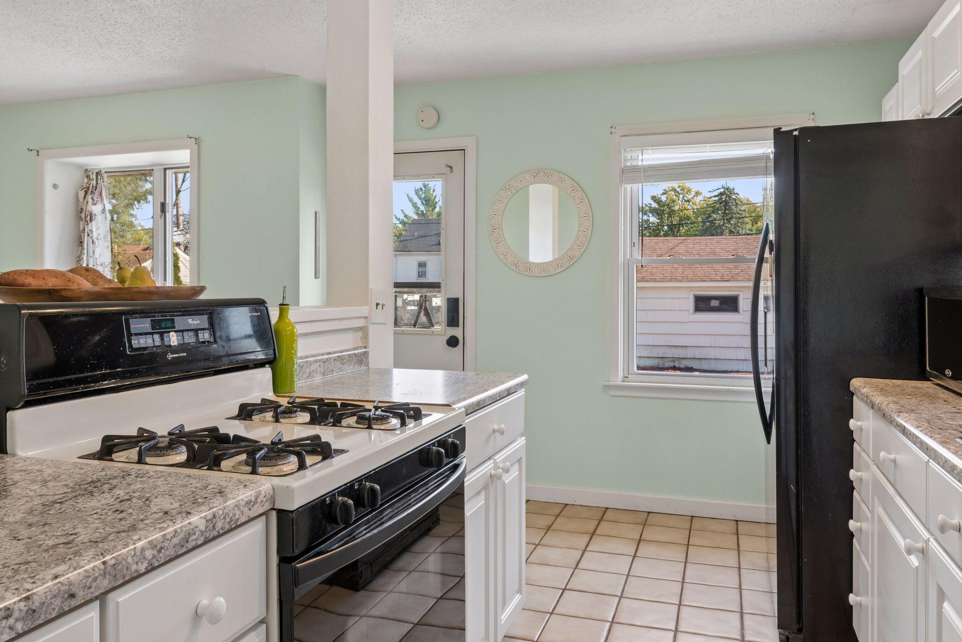 View of Residential at 6621 Xerxes Avenue, Richfield MN 55423, Richfield (8 of 32) - Mike Wilen | Minnesota Team Real Estate