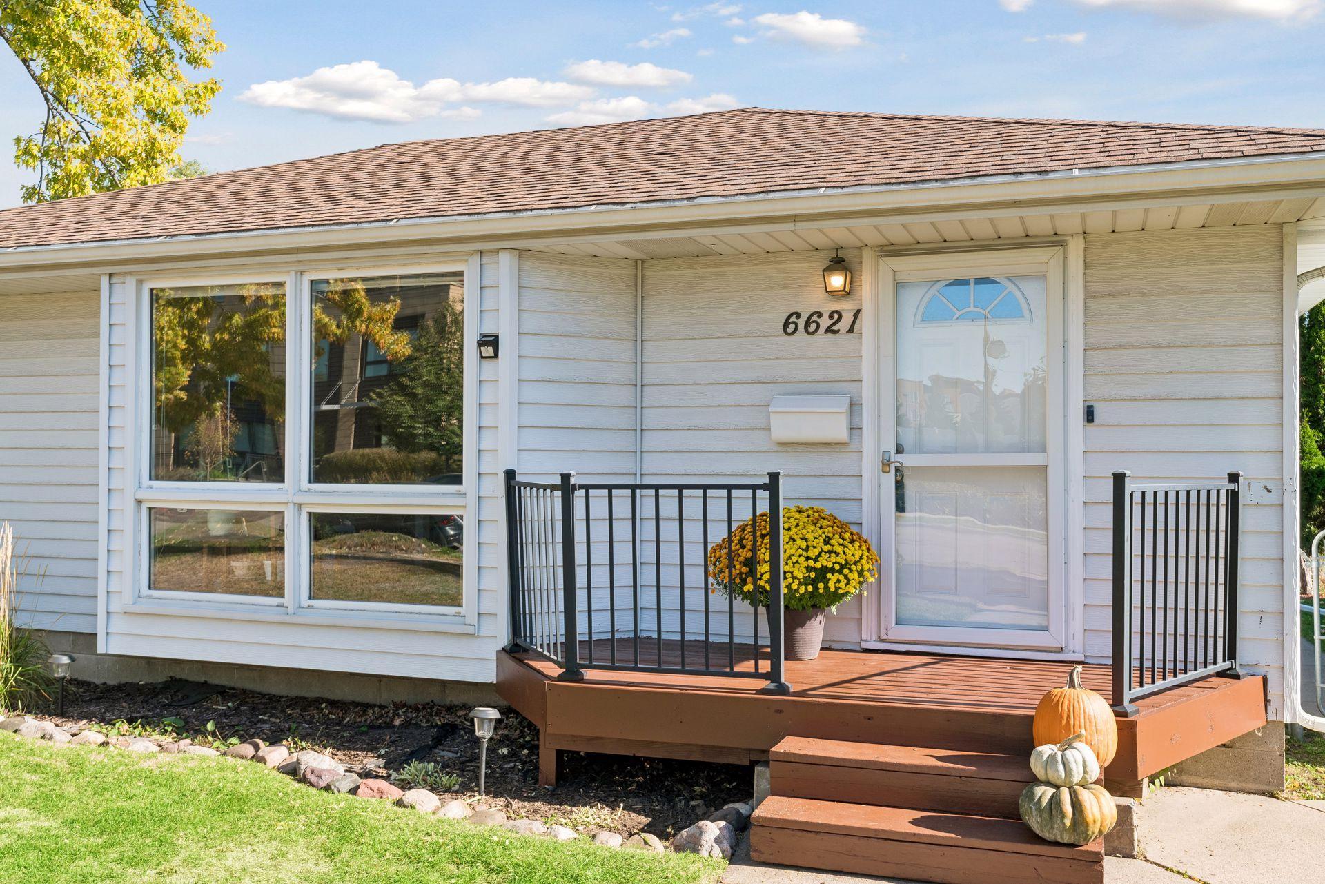 View of Residential at 6621 Xerxes Avenue, Richfield MN 55423, Richfield (2 of 32) - Mike Wilen | Minnesota Team Real Estate