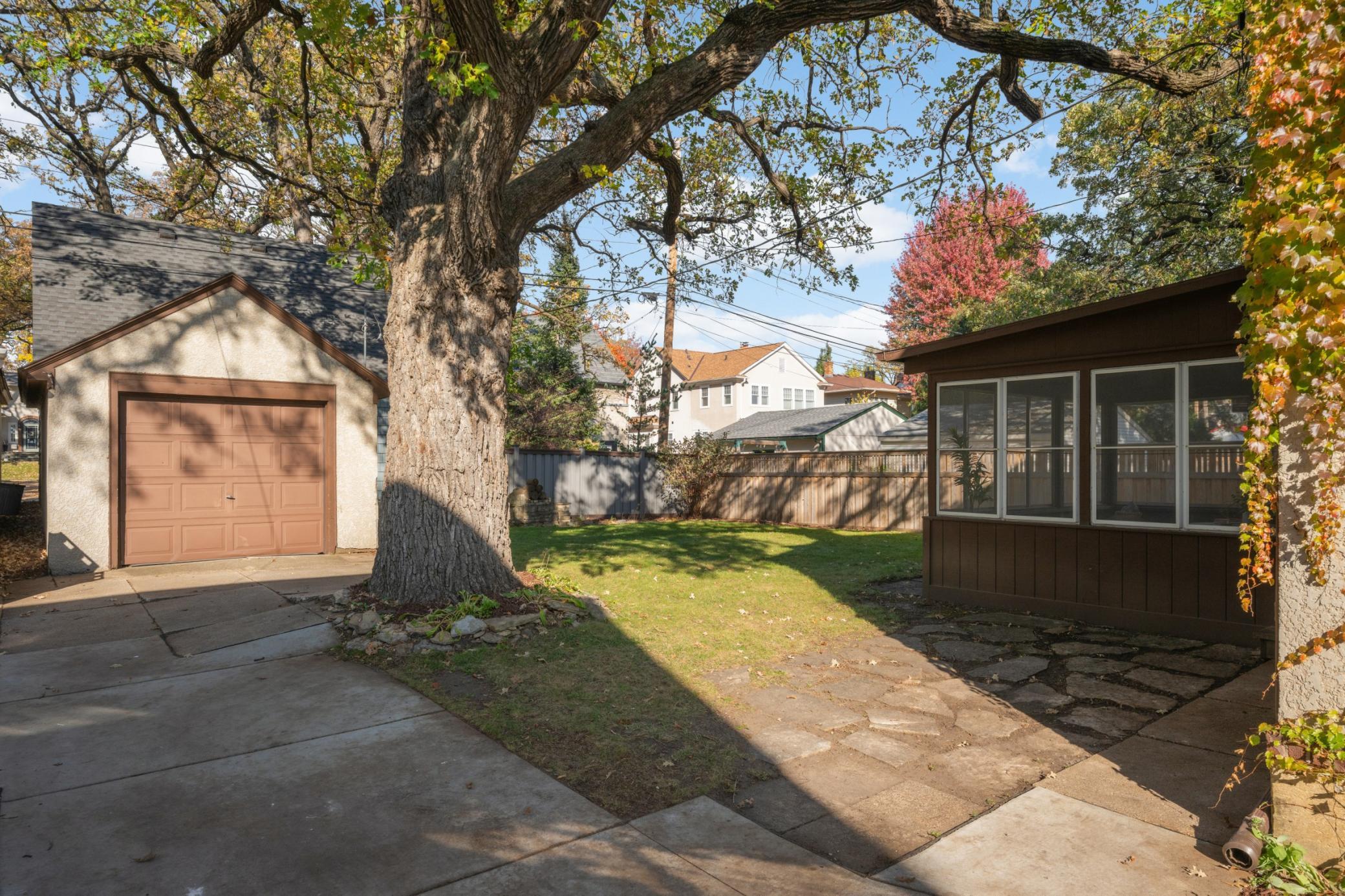 View of Residential at 2406 54th Street, Minneapolis MN 55410, Minneapolis (26 of 26) - Mike Wilen | Minnesota Team Real Estate