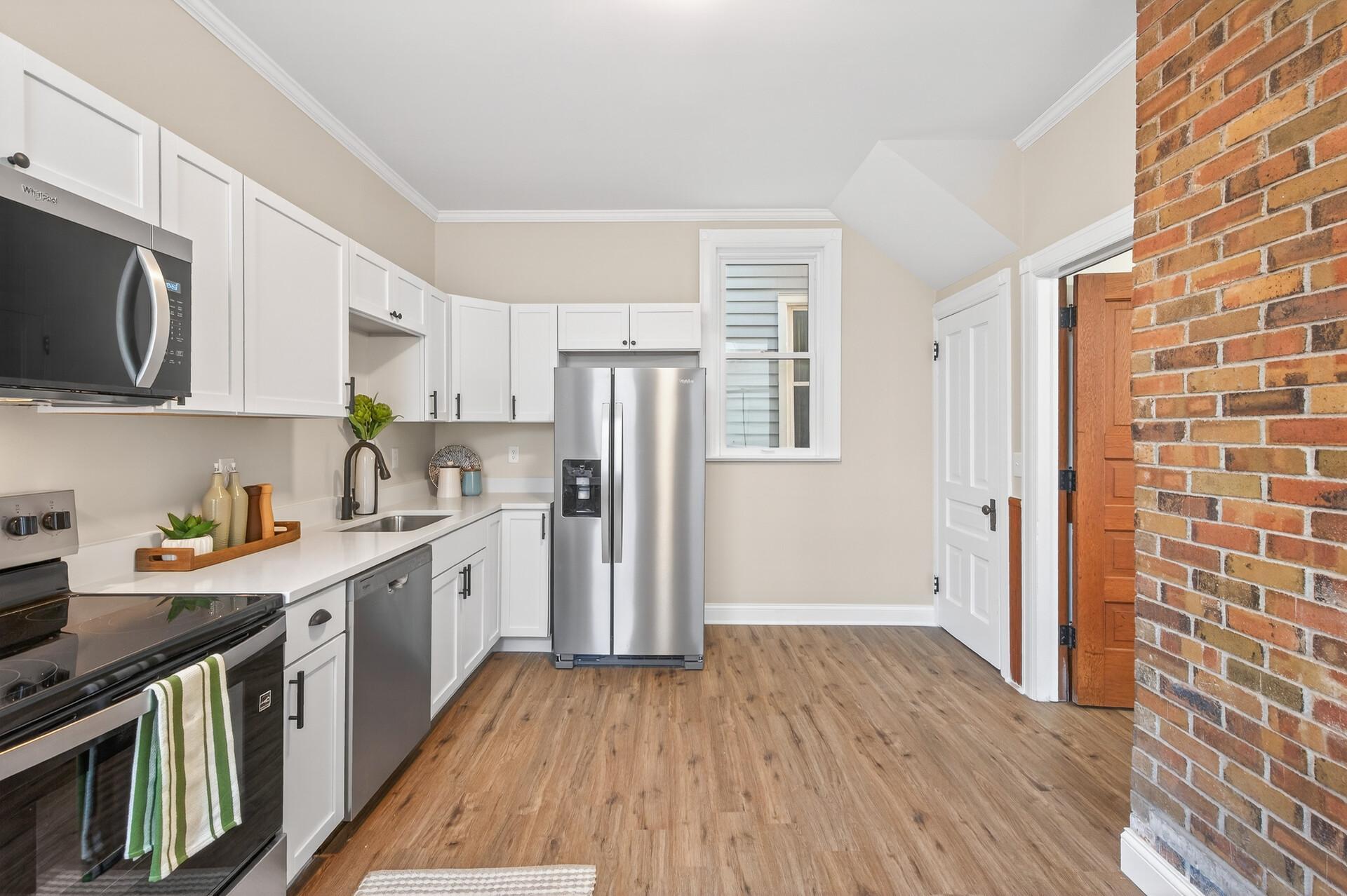 View of Residential at 323 Michigan Street, Saint Paul MN 55102, Saint Paul (21 of 41) - Mike Wilen | Minnesota Team Real Estate