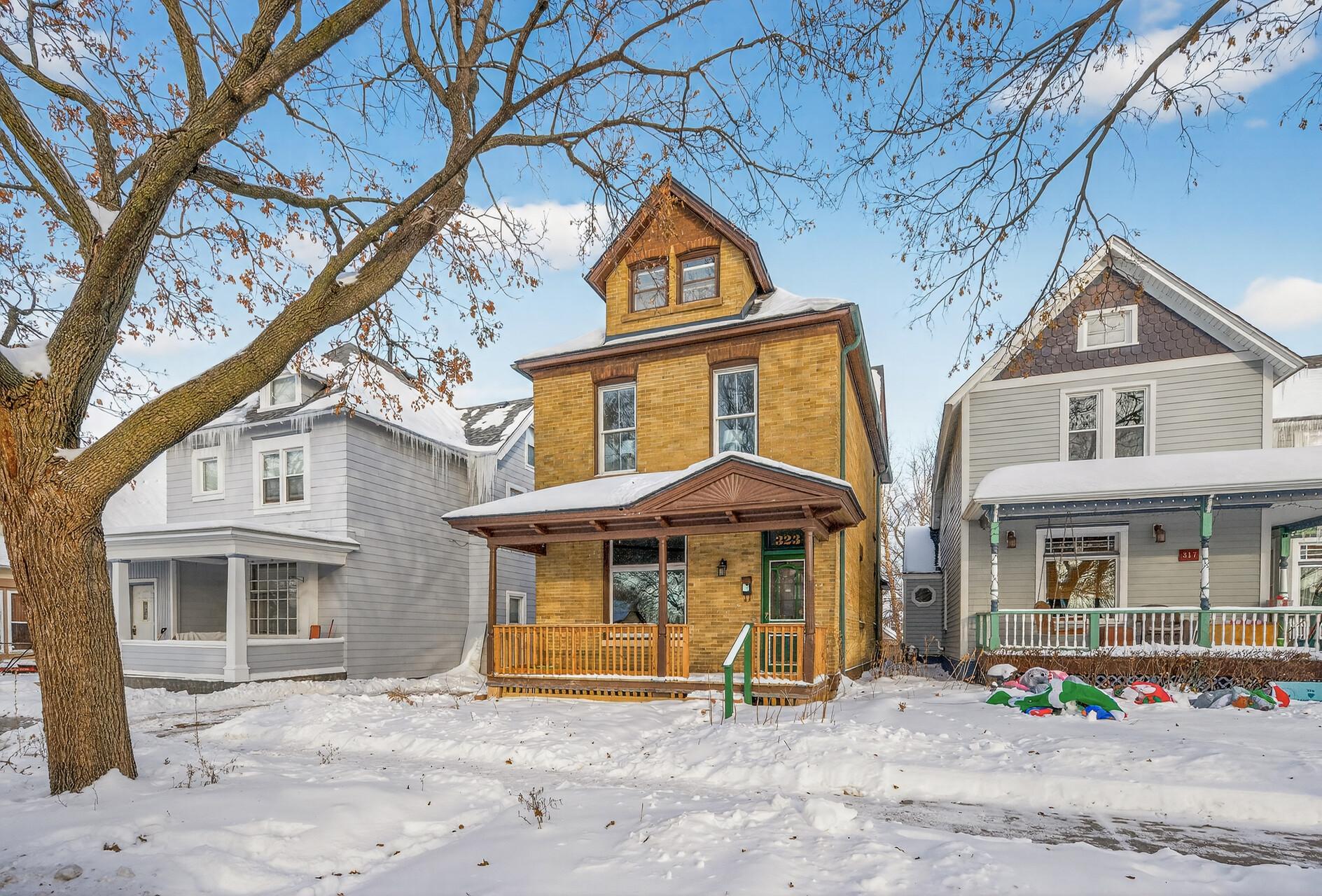 View of Residential at 323 Michigan Street, Saint Paul MN 55102, Saint Paul (2 of 41) - Mike Wilen | Minnesota Team Real Estate