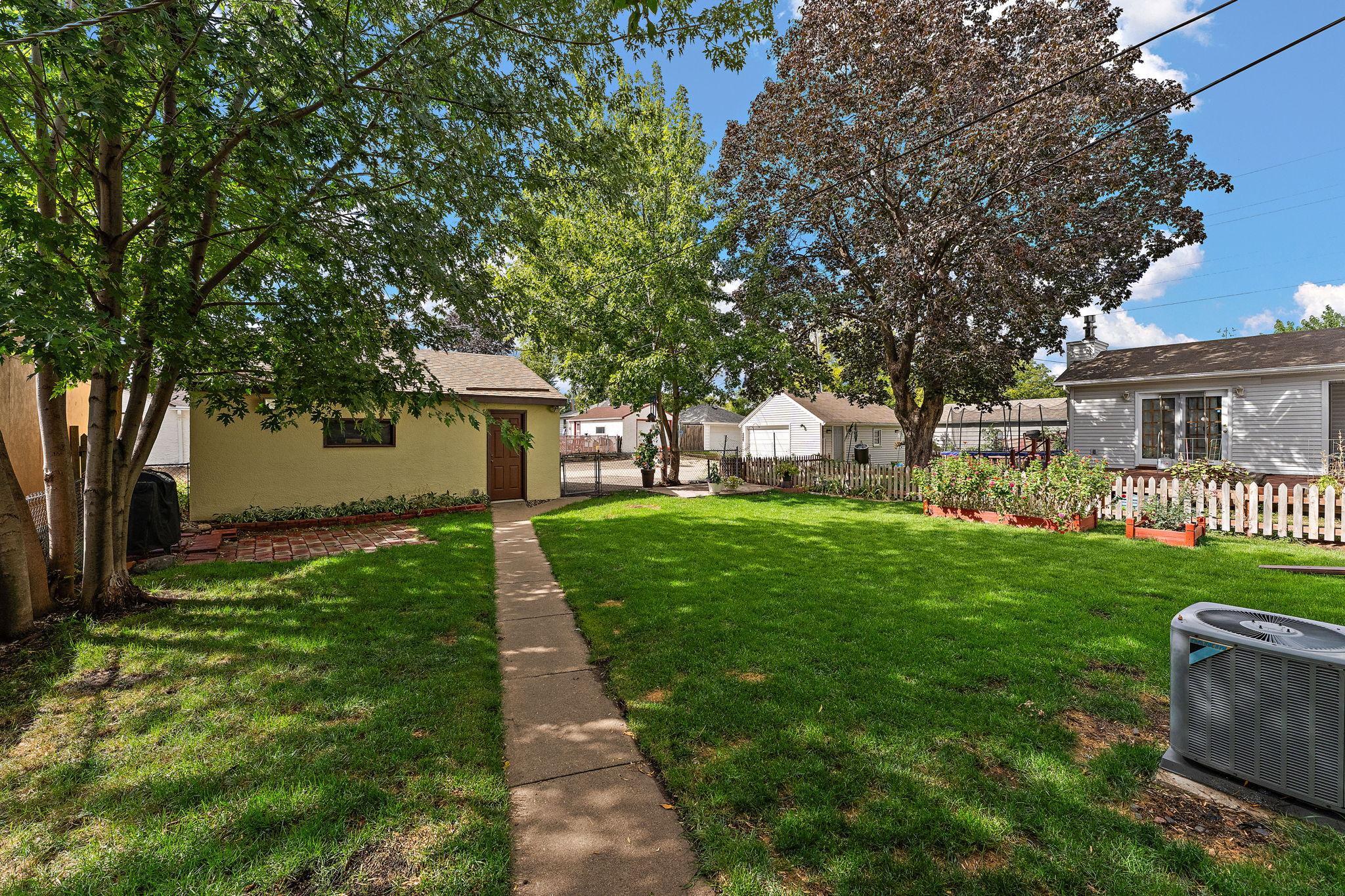 View of Residential at 828 3rd Avenue, South Saint Paul MN 55075, South Saint Paul (28 of 32) - Mike Wilen | Minnesota Team Real Estate
