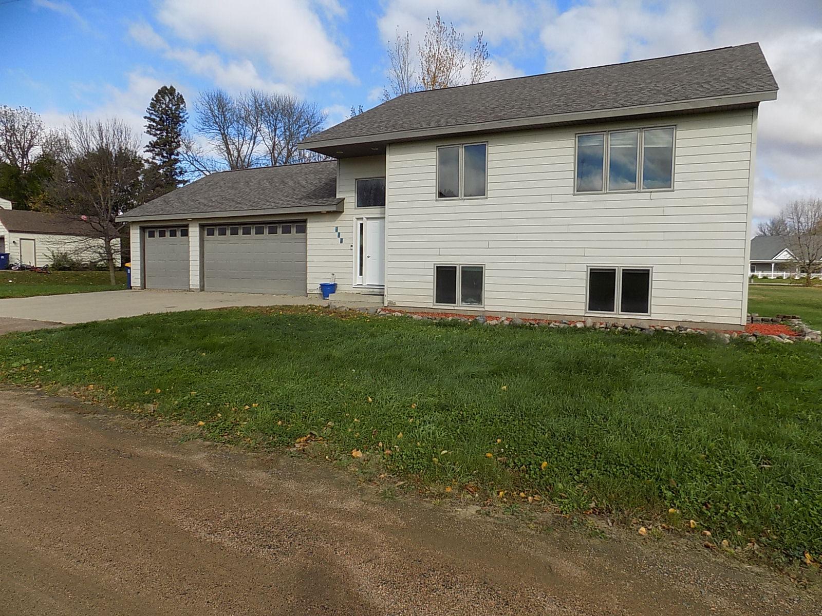 View of Residential at 559 11th Street, Gibbon MN 55335, Gibbon (5 of 65) - Mike Wilen | Minnesota Team Real Estate