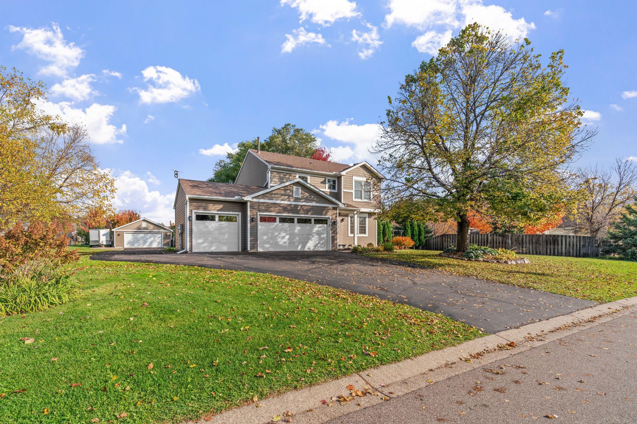 View of Residential at 20470 Impatiens Way, Lakeville MN 55044, Lakeville (7 of 58) - Mike Wilen | Minnesota Team Real Estate