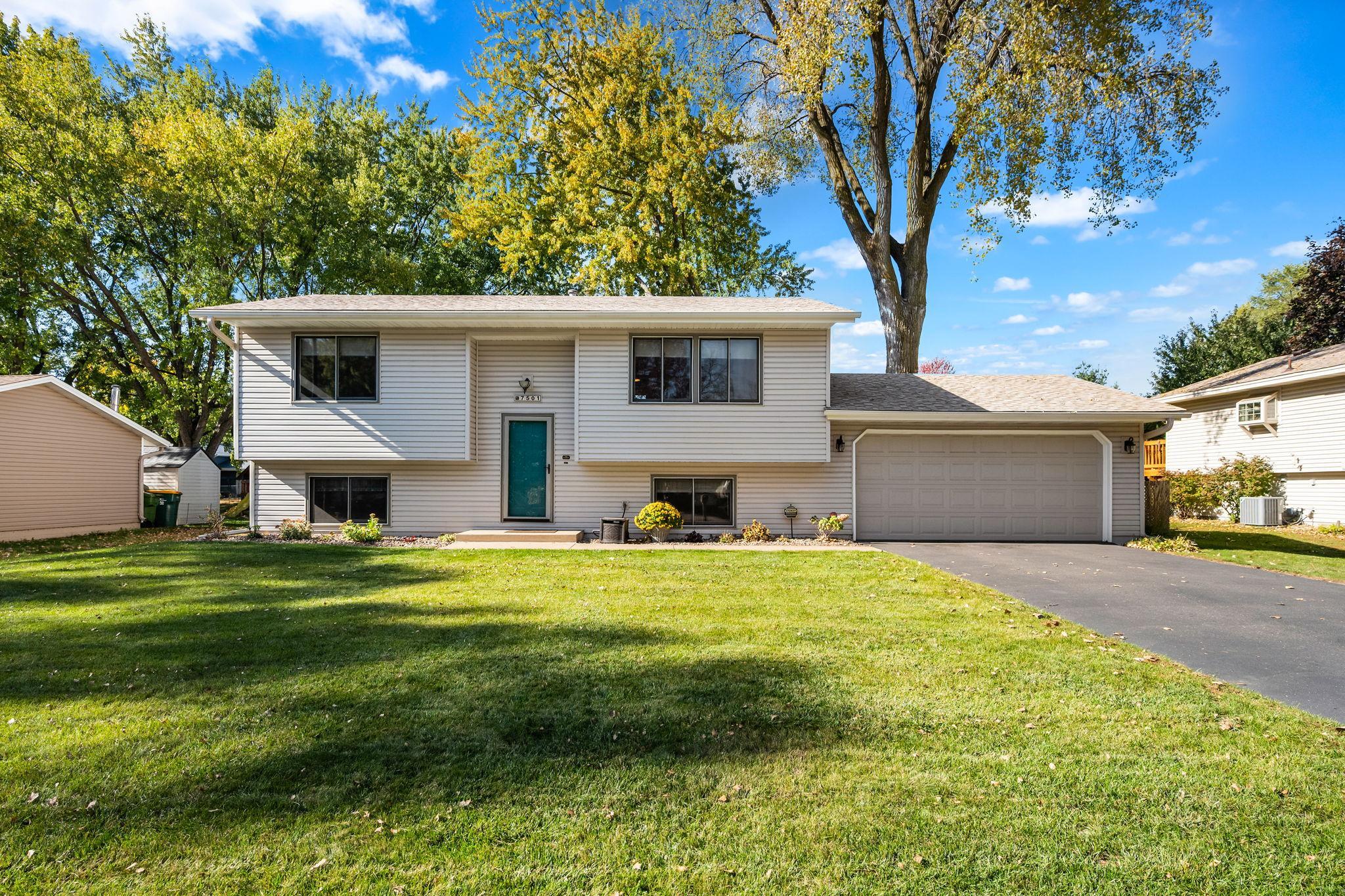 View of Single Family at 7501 James Avenue, Brooklyn Park - Mike Wilen | Minnesota Team Real Estate