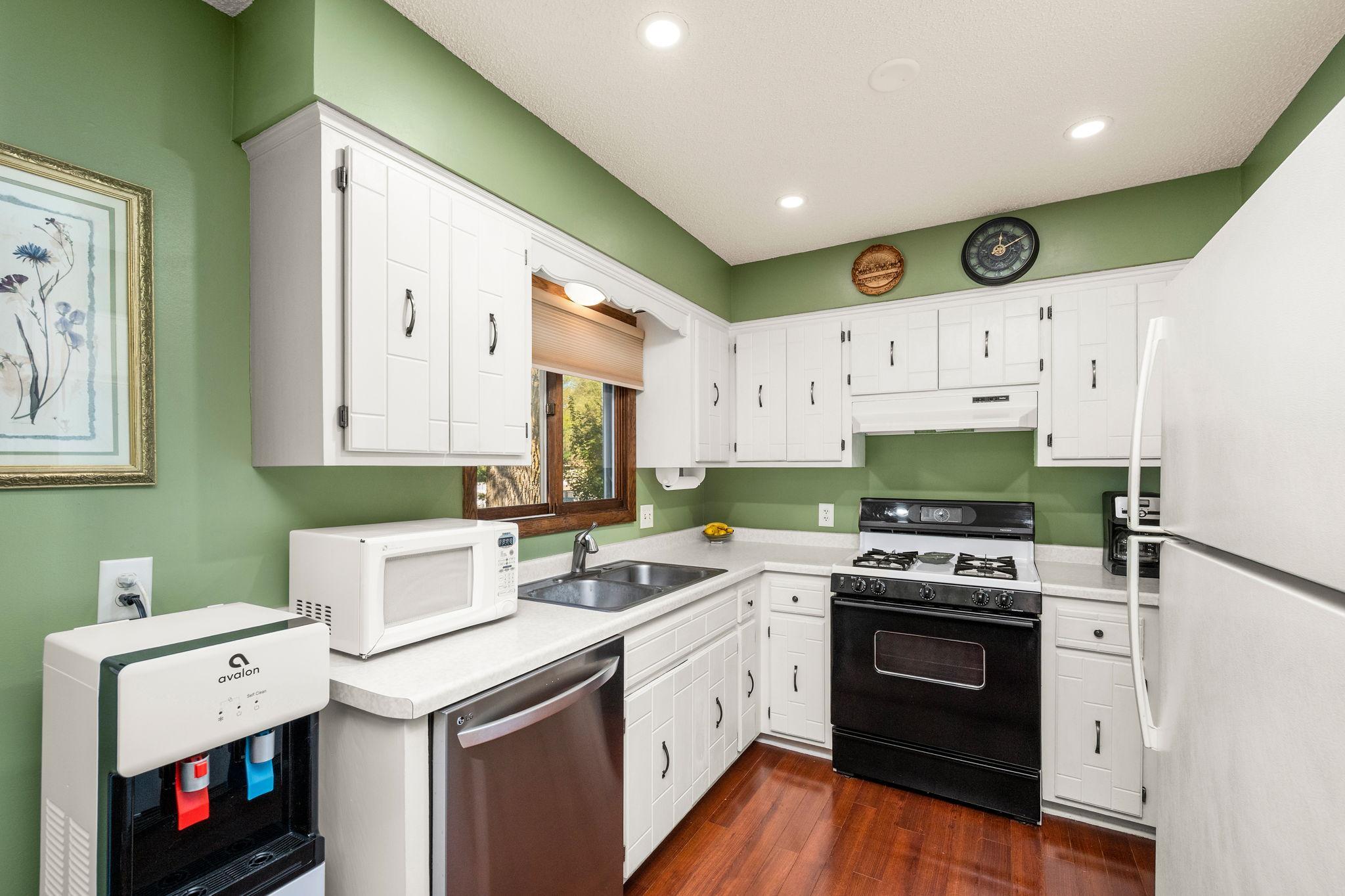 View of Residential at 7501 James Avenue, Brooklyn Park MN 55444, Brooklyn Park (7 of 28) - Mike Wilen | Minnesota Team Real Estate