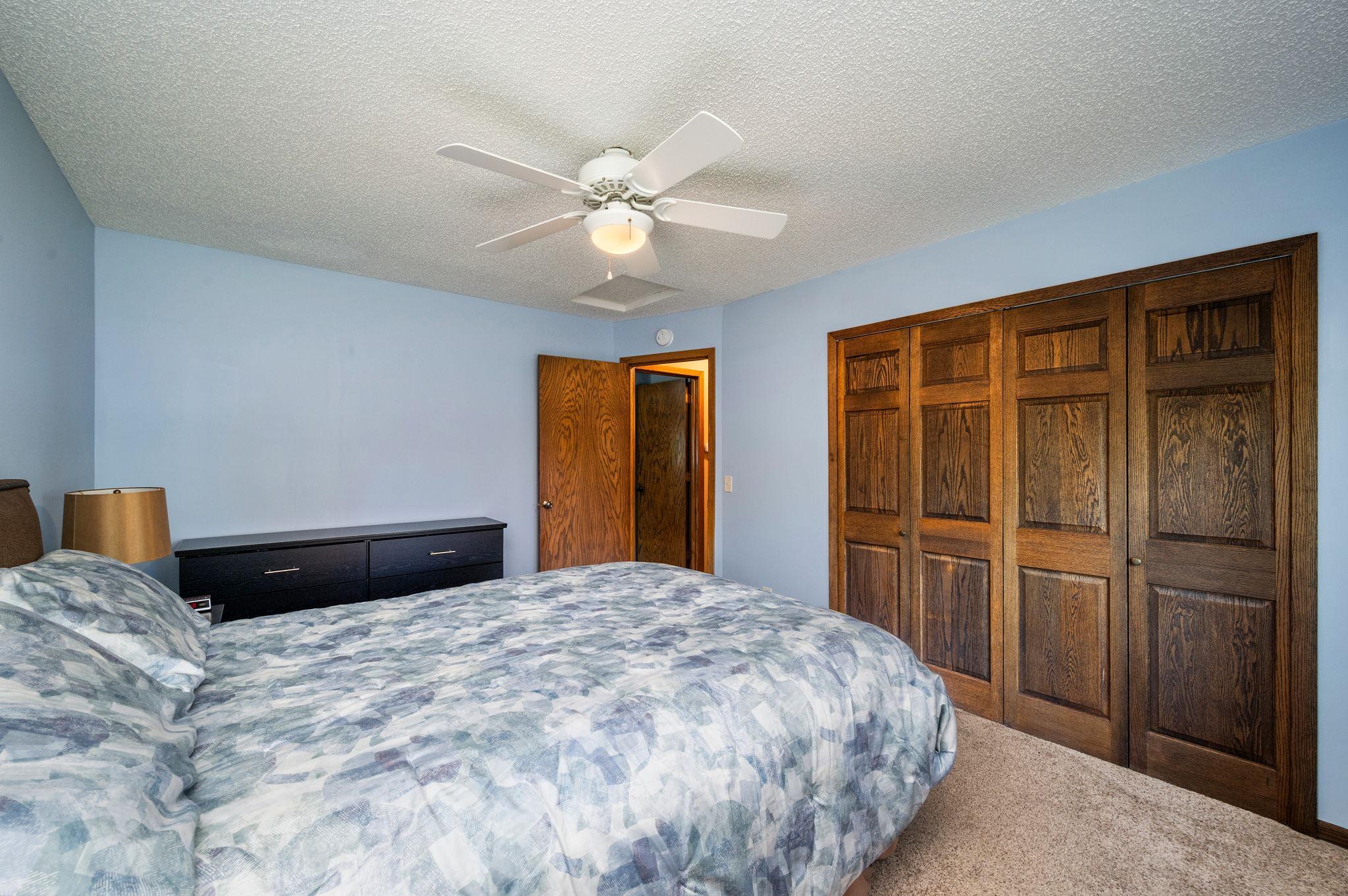 View of Residential at 7501 James Avenue, Brooklyn Park MN 55444, Brooklyn Park (12 of 28) - Mike Wilen | Minnesota Team Real Estate