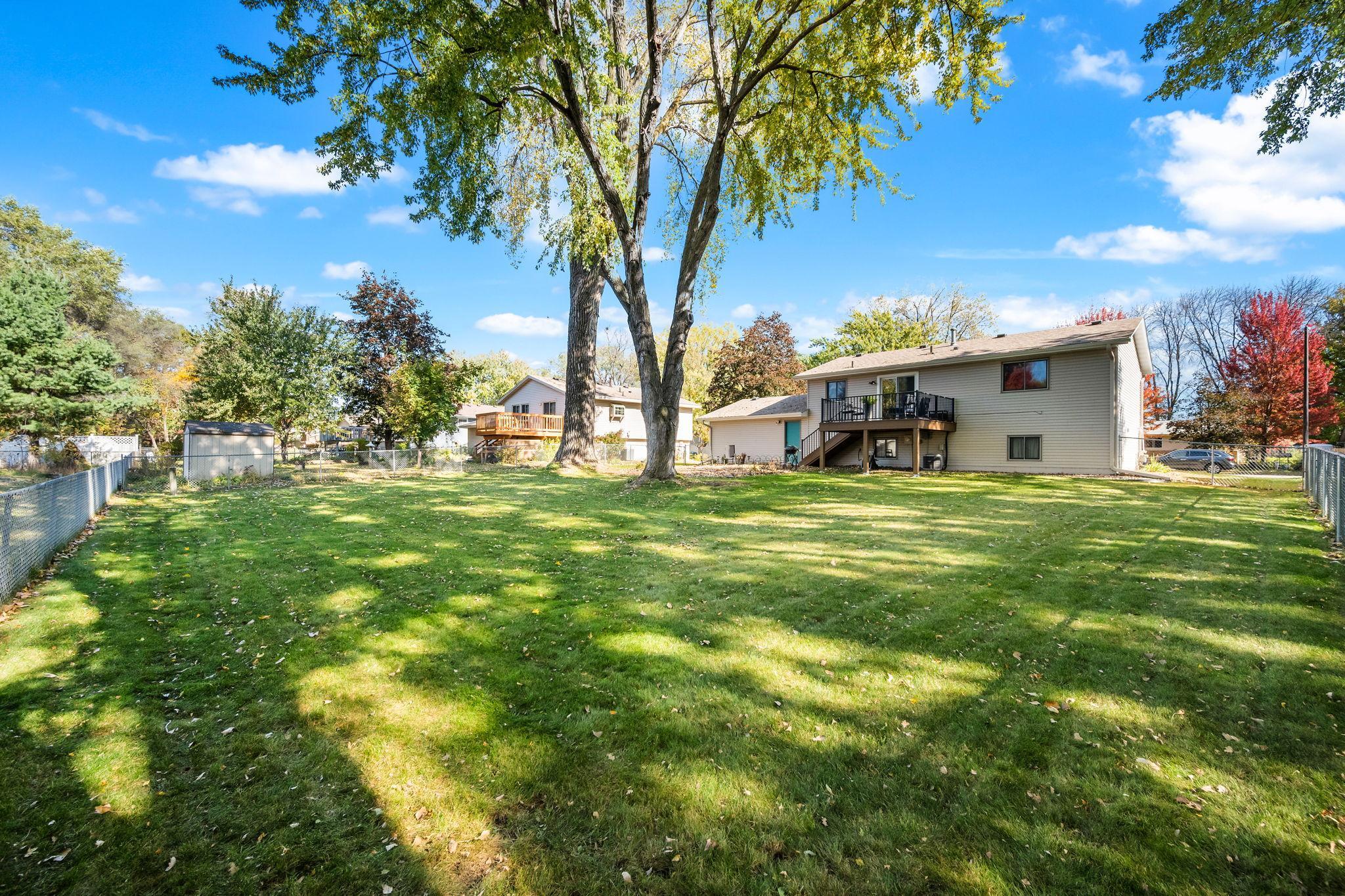 View of Residential at 7501 James Avenue, Brooklyn Park MN 55444, Brooklyn Park (24 of 28) - Mike Wilen | Minnesota Team Real Estate