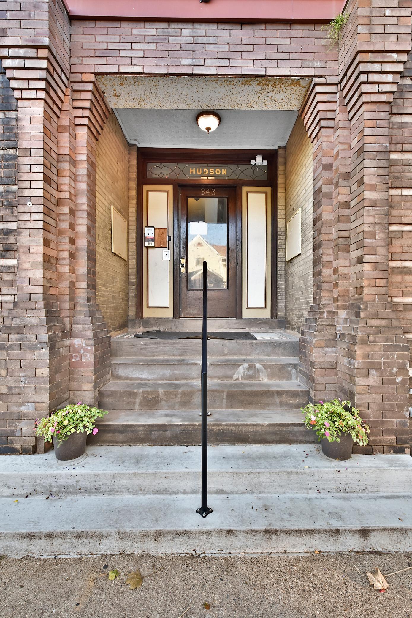 View of Residential at 343 19th Street #6B, Minneapolis MN 55404, Minneapolis (3 of 29) - Mike Wilen | Minnesota Team Real Estate