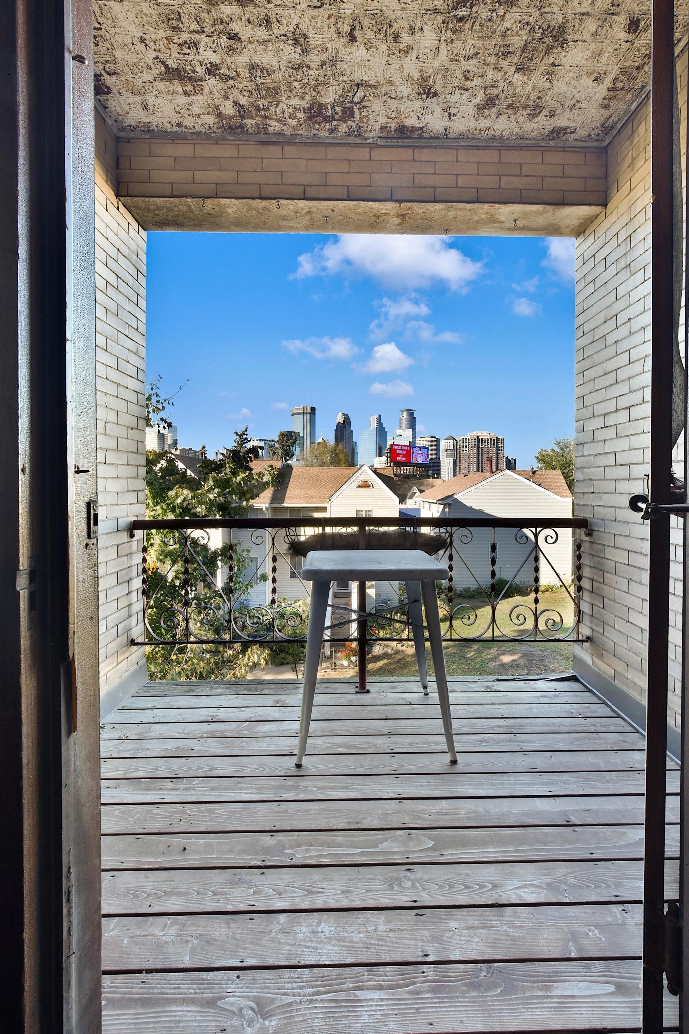 View of Residential at 343 19th Street #6B, Minneapolis MN 55404, Minneapolis (25 of 29) - Mike Wilen | Minnesota Team Real Estate