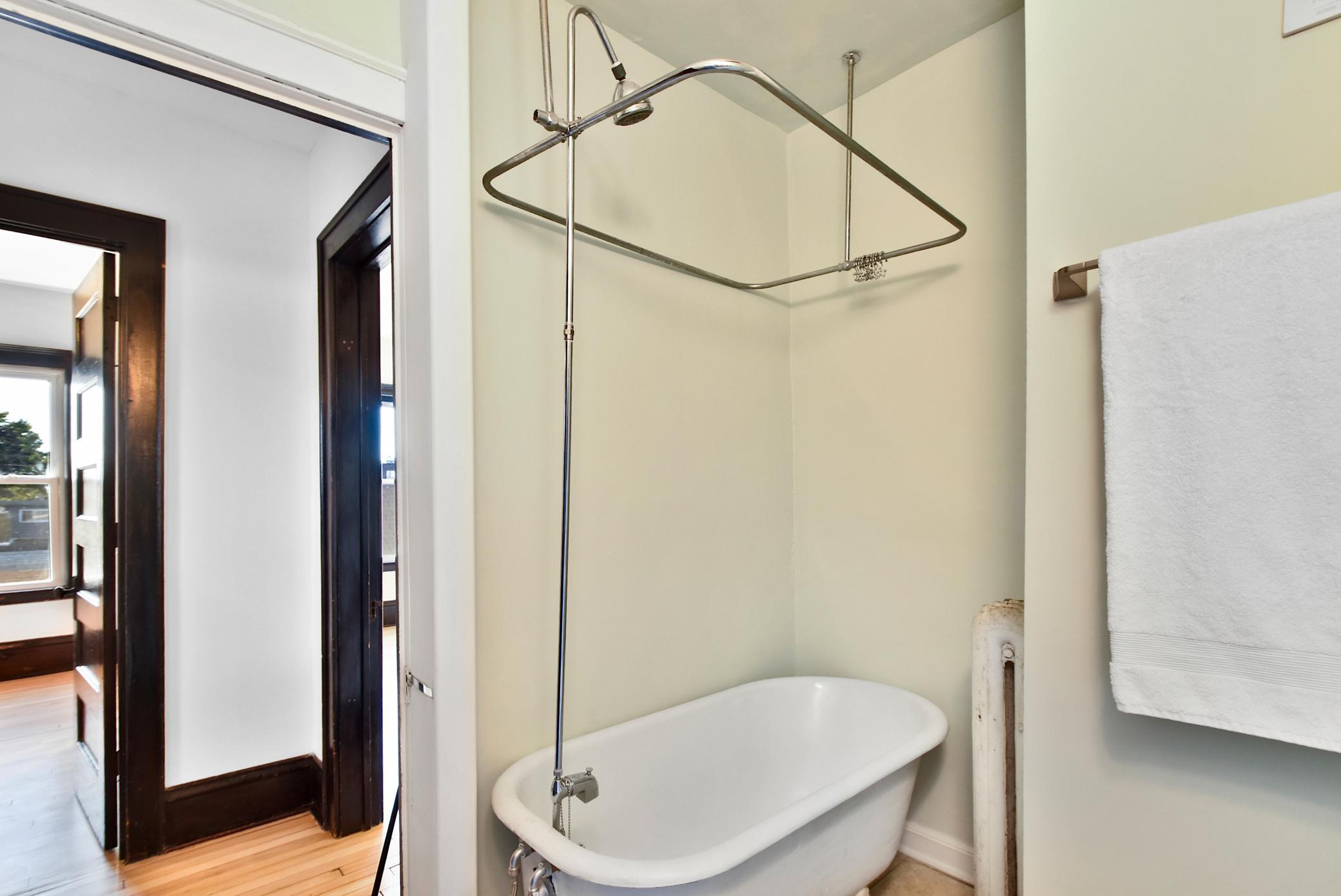 View of Residential at 343 19th Street #6B, Minneapolis MN 55404, Minneapolis (22 of 29) - Mike Wilen | Minnesota Team Real Estate