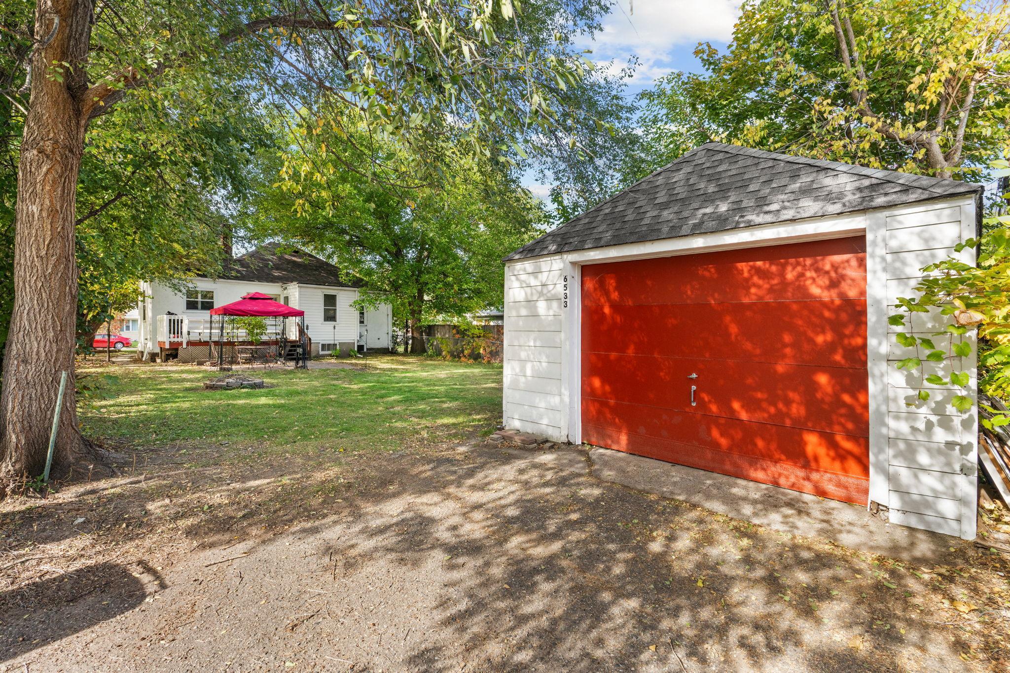 View of Residential at 6533 Bloomington Avenue, Richfield MN 55423, Richfield (33 of 40) - Mike Wilen | Minnesota Team Real Estate