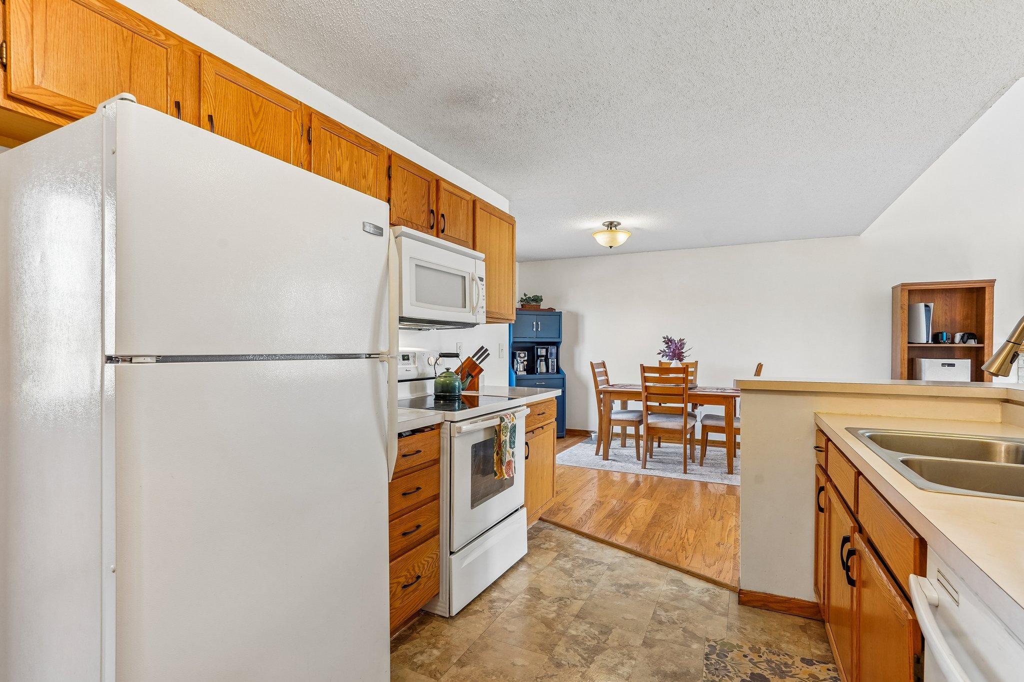 View of Residential at 987 Hillwind Road, Fridley MN 55432, Fridley (19 of 41) - Mike Wilen | Minnesota Team Real Estate