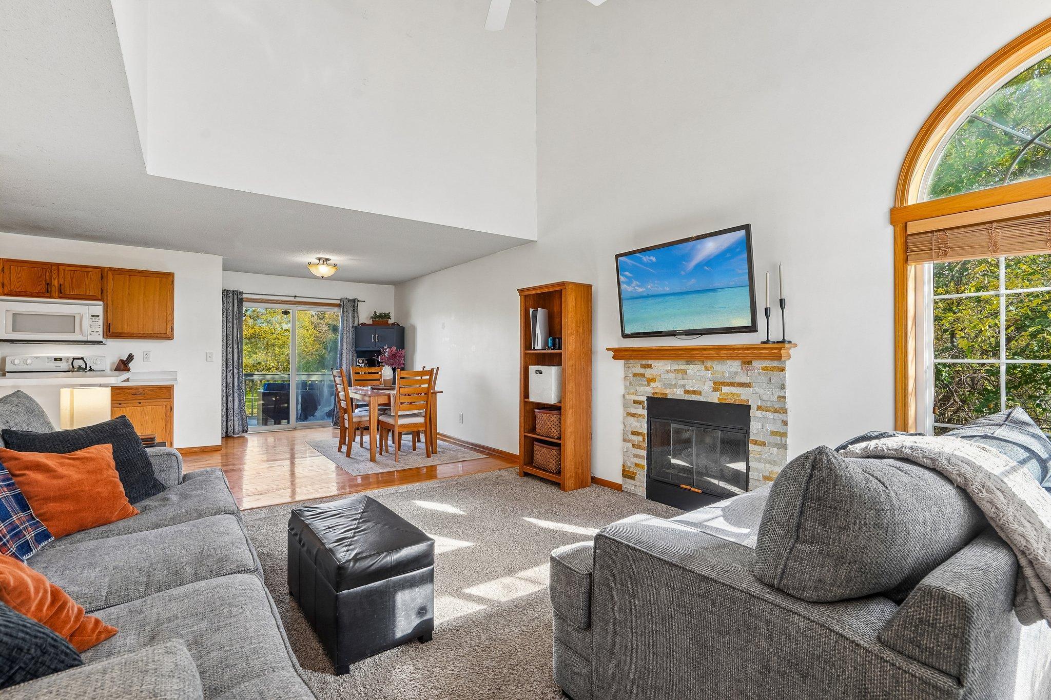 View of Residential at 987 Hillwind Road, Fridley MN 55432, Fridley (9 of 41) - Mike Wilen | Minnesota Team Real Estate