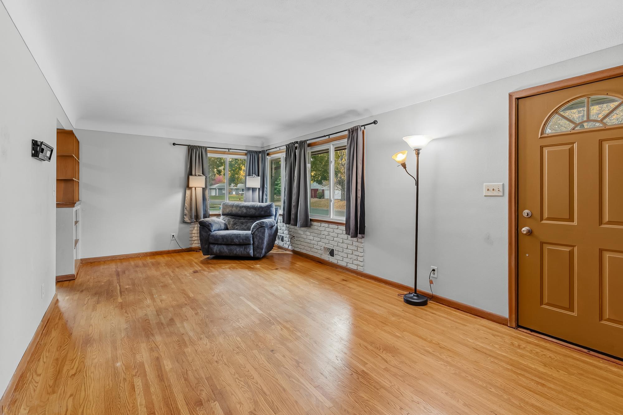 View of Residential at 3730 Cranbrook Drive, White Bear Lake MN 55110, White Bear Lake (10 of 29) - Mike Wilen | Minnesota Team Real Estate