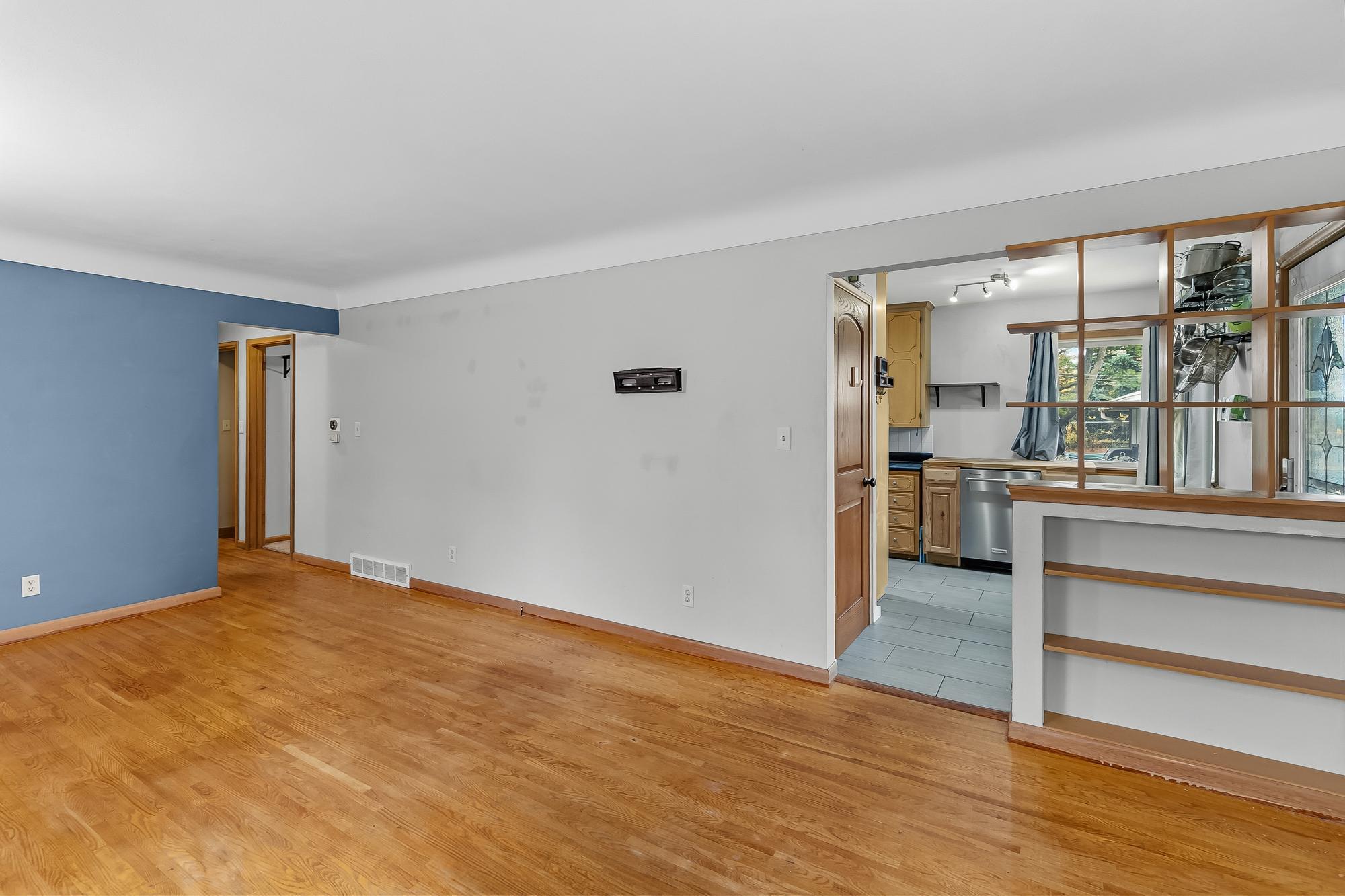 View of Residential at 3730 Cranbrook Drive, White Bear Lake MN 55110, White Bear Lake (11 of 29) - Mike Wilen | Minnesota Team Real Estate