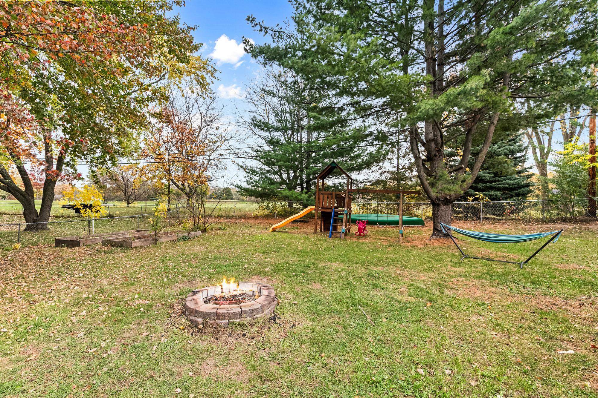 View of Residential at 3730 Cranbrook Drive, White Bear Lake MN 55110, White Bear Lake (27 of 29) - Mike Wilen | Minnesota Team Real Estate