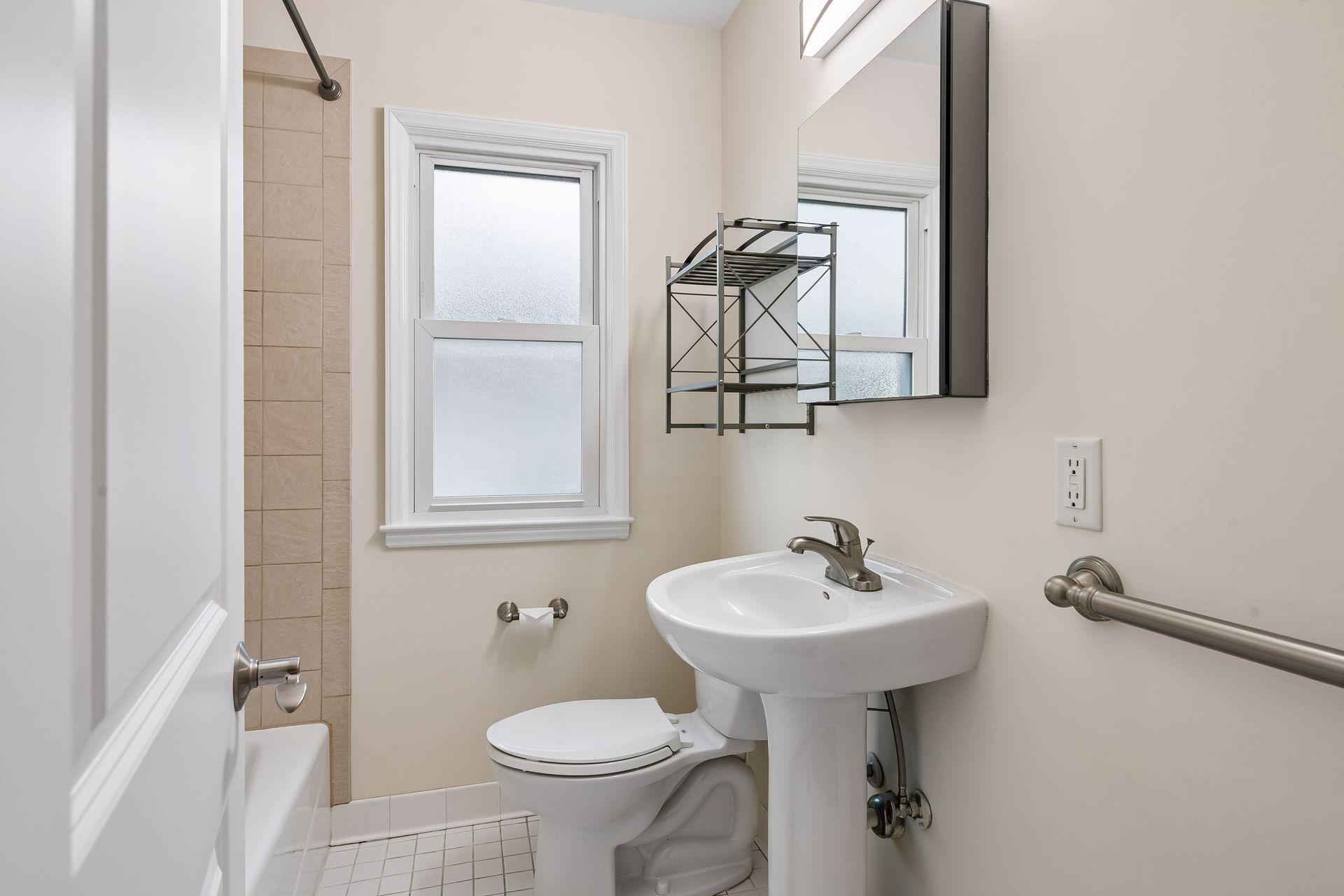 View of Residential at 5632 James Avenue, Minneapolis MN 55419, Minneapolis (24 of 38) - Mike Wilen | Minnesota Team Real Estate