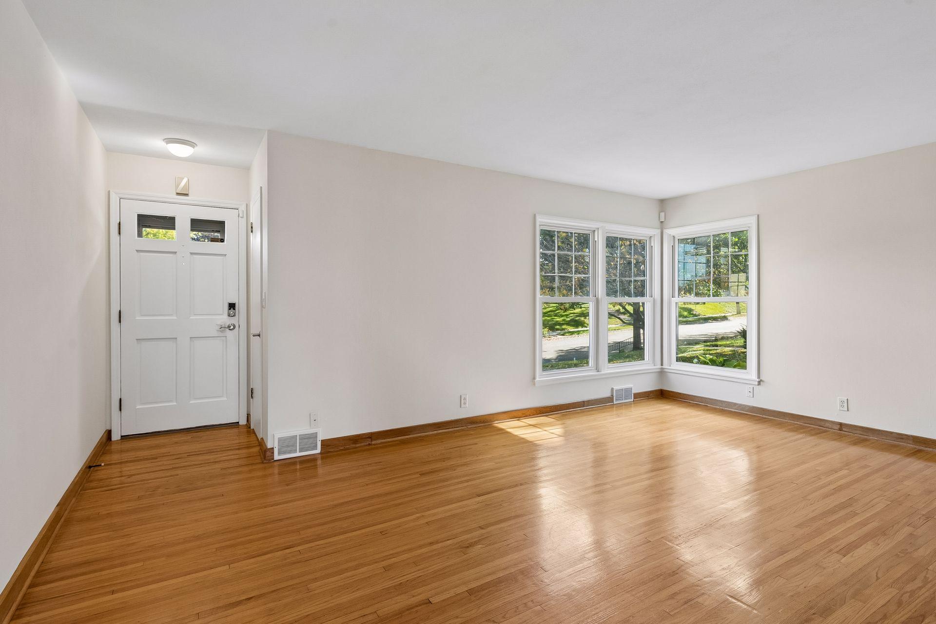 View of Residential at 5632 James Avenue, Minneapolis MN 55419, Minneapolis (10 of 38) - Mike Wilen | Minnesota Team Real Estate