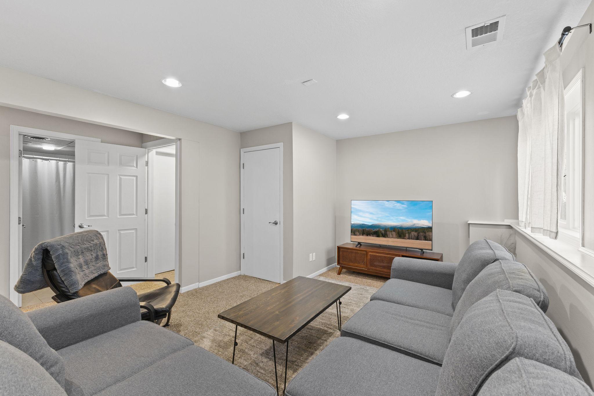 View of Residential at 21701 Rouillard Boulevard, Rogers MN 55374, Rogers (24 of 32) - Mike Wilen | Minnesota Team Real Estate