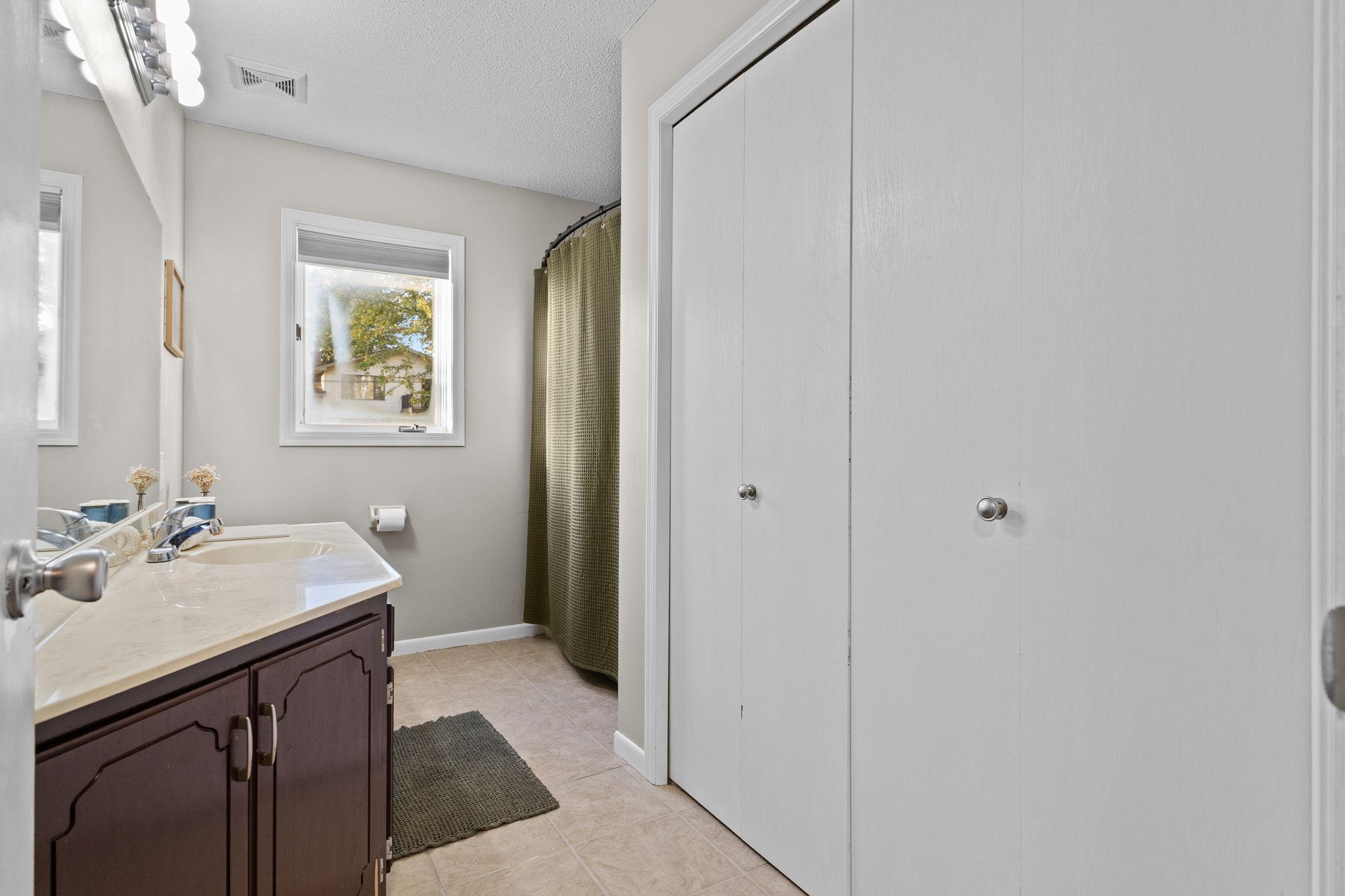 View of Residential at 21701 Rouillard Boulevard, Rogers MN 55374, Rogers (17 of 32) - Mike Wilen | Minnesota Team Real Estate