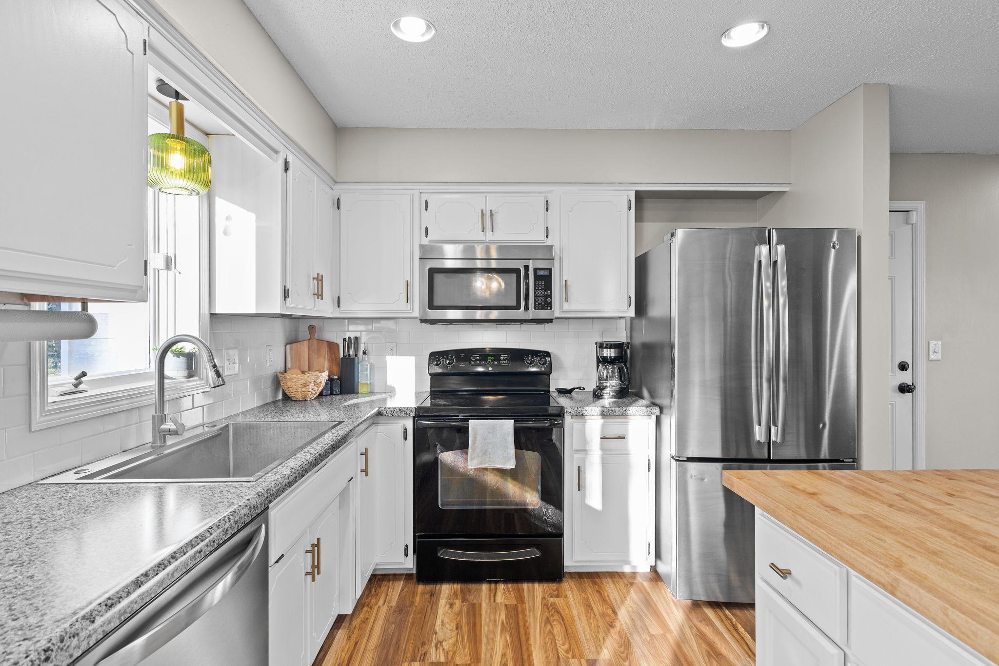 View of Residential at 21701 Rouillard Boulevard, Rogers MN 55374, Rogers (16 of 32) - Mike Wilen | Minnesota Team Real Estate