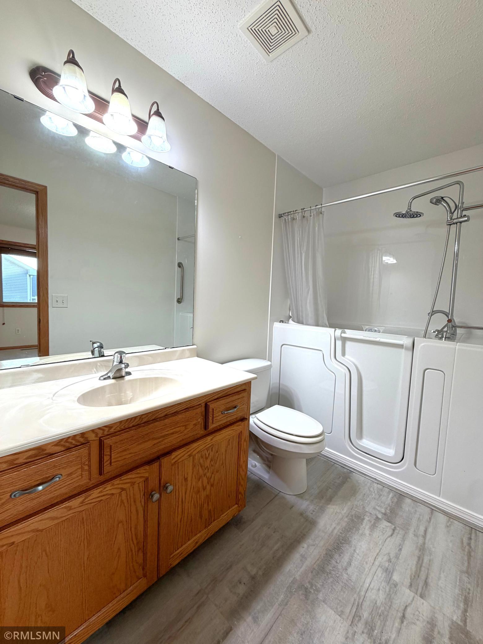 View of Residential at 1252 Southridge Court, Belle Plaine MN 56011, Belle Plaine (9 of 23) - Mike Wilen | Minnesota Team Real Estate