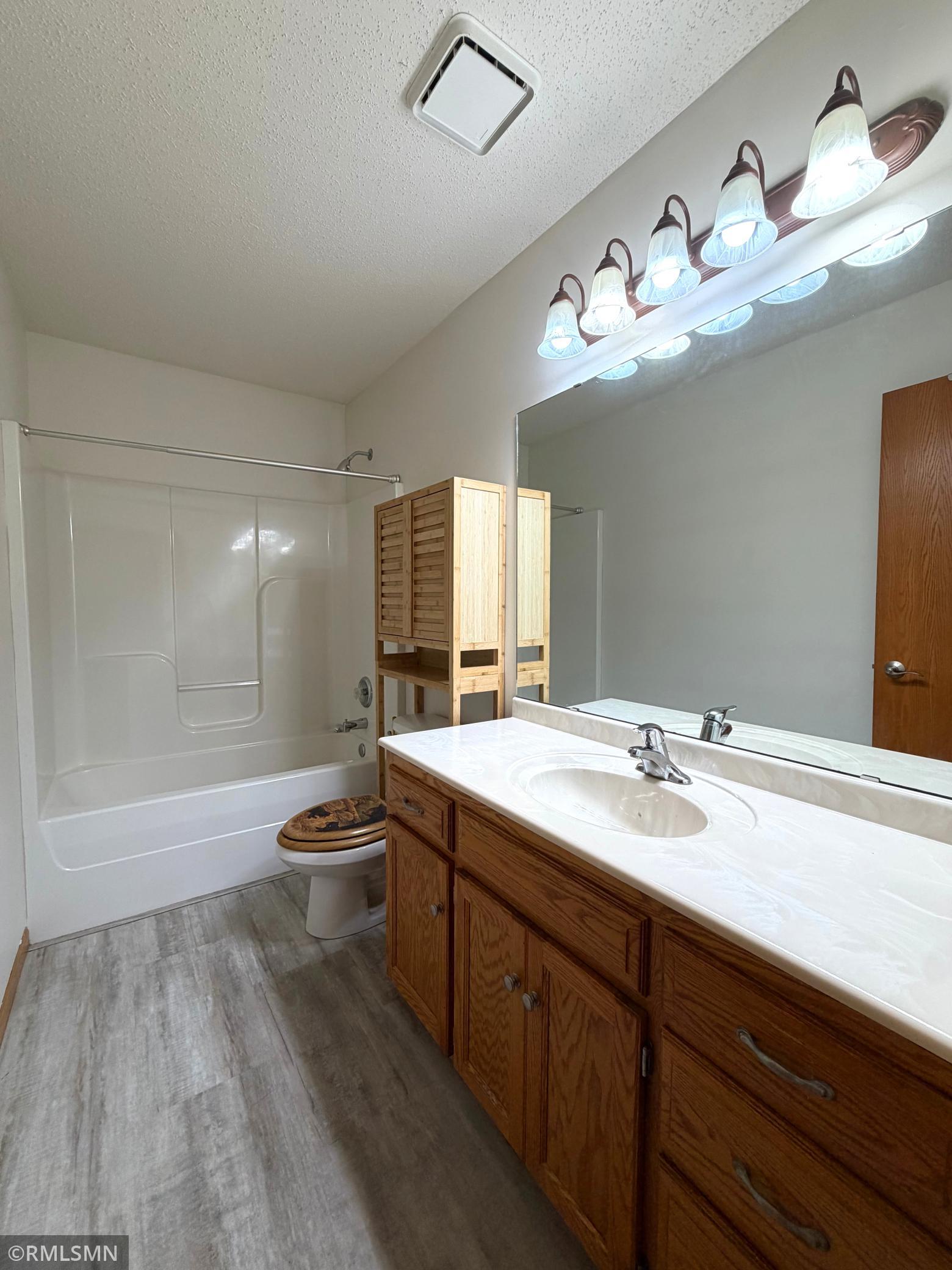 View of Residential at 1252 Southridge Court, Belle Plaine MN 56011, Belle Plaine (12 of 23) - Mike Wilen | Minnesota Team Real Estate