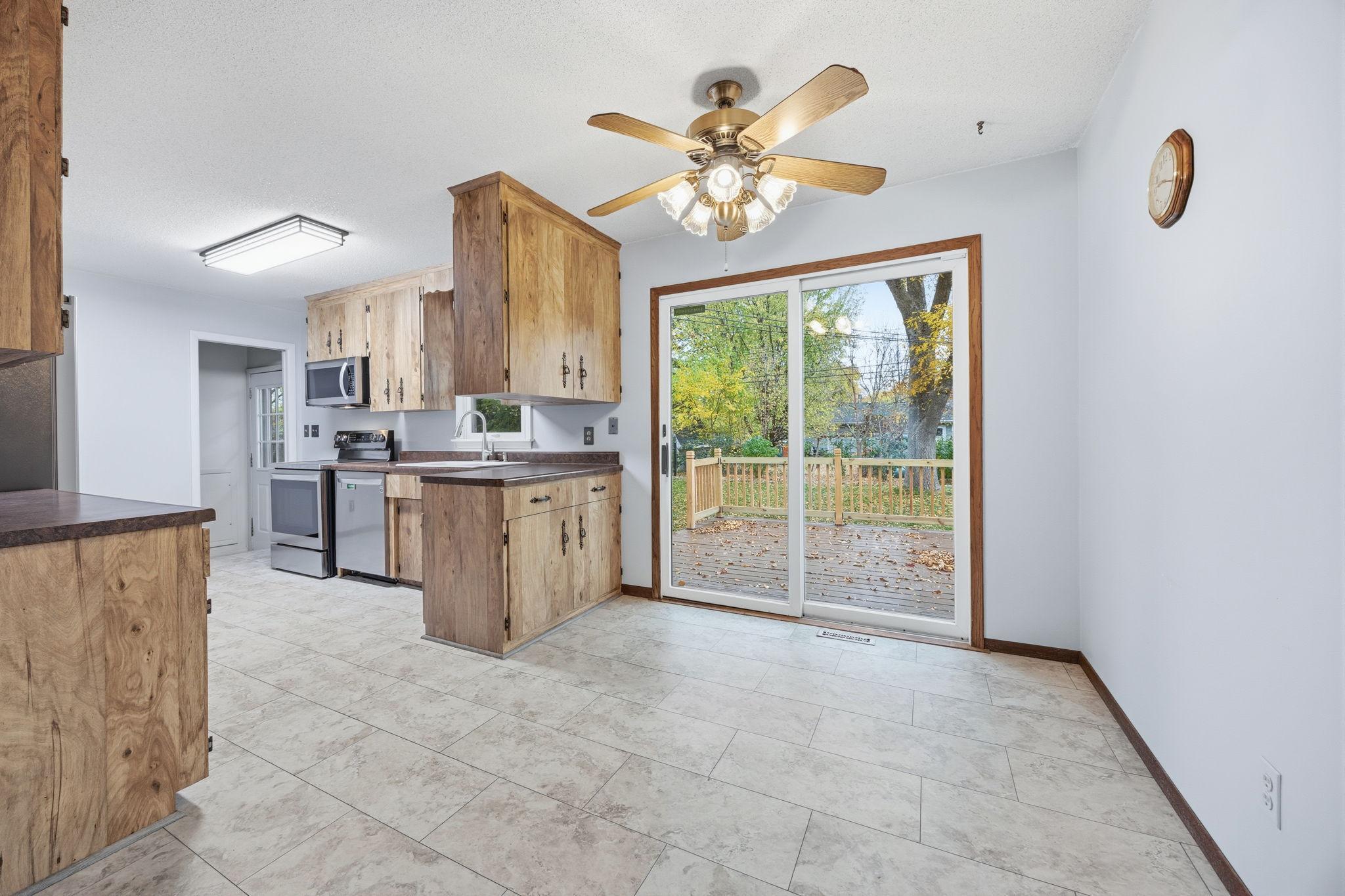View of Residential at 8017 Noid Drive, Brooklyn Park MN 55428, Brooklyn Park (5 of 26) - Mike Wilen | Minnesota Team Real Estate