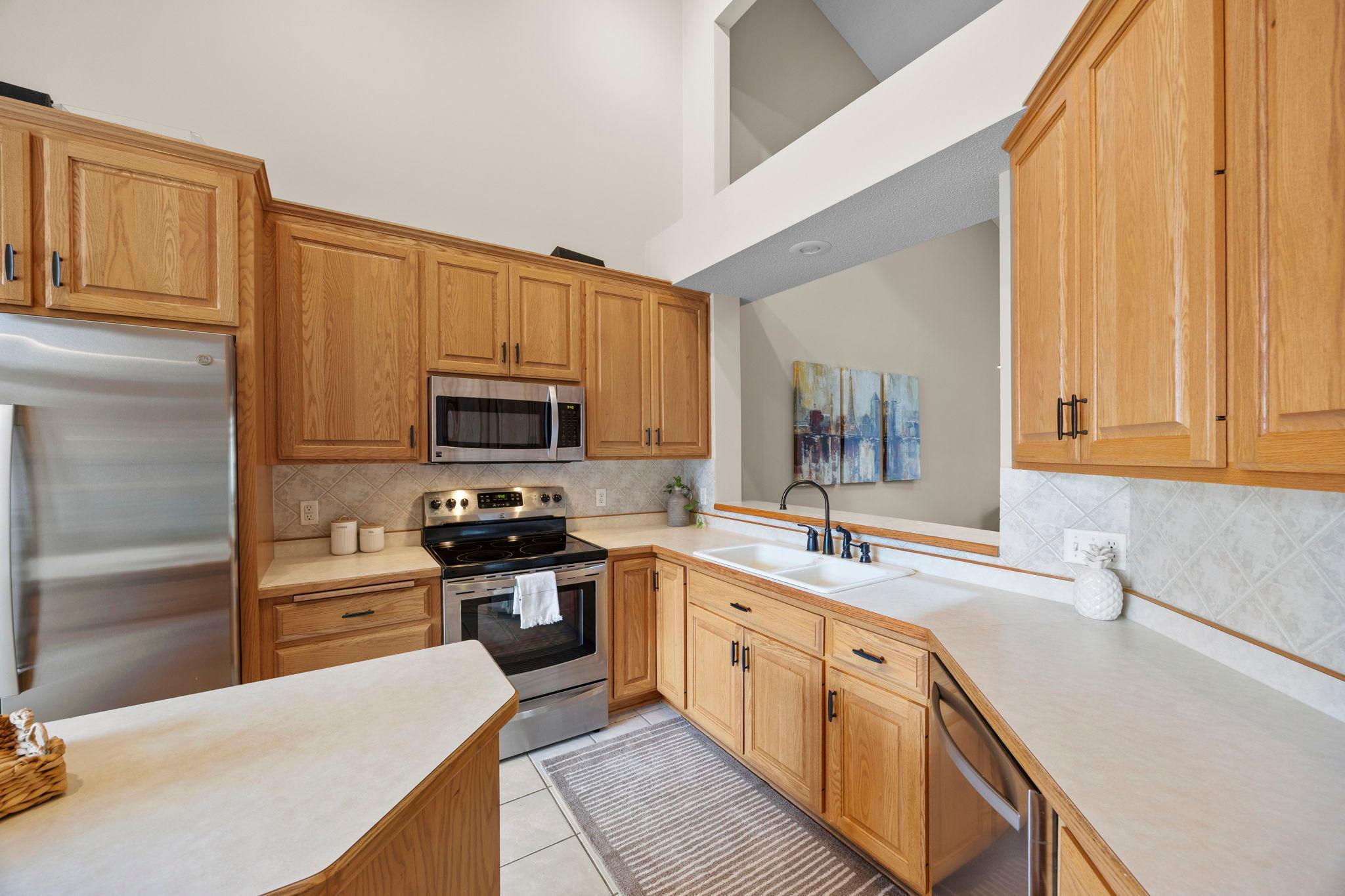 View of Residential at 13956 Shoreside Court, Savage MN 55378, Savage (14 of 76) - Mike Wilen | Minnesota Team Real Estate