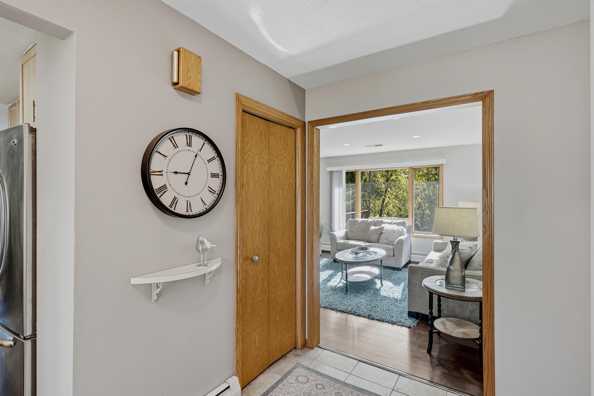 View of Residential at 2508 Knoll Circle, Maplewood MN 55109, Maplewood (21 of 64) - Mike Wilen | Minnesota Team Real Estate