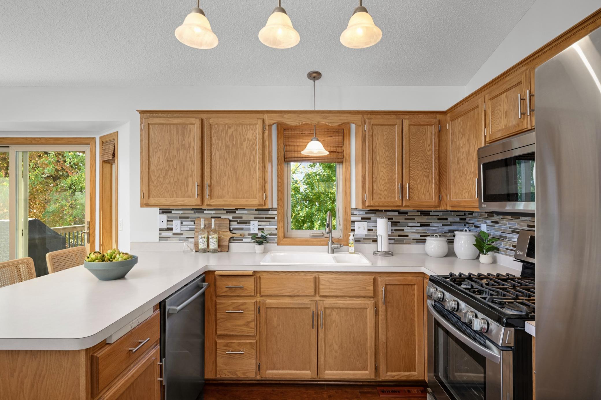 View of Residential at 6809 91st Trail, Brooklyn Park MN 55445, Brooklyn Park (6 of 22) - Mike Wilen | Minnesota Team Real Estate