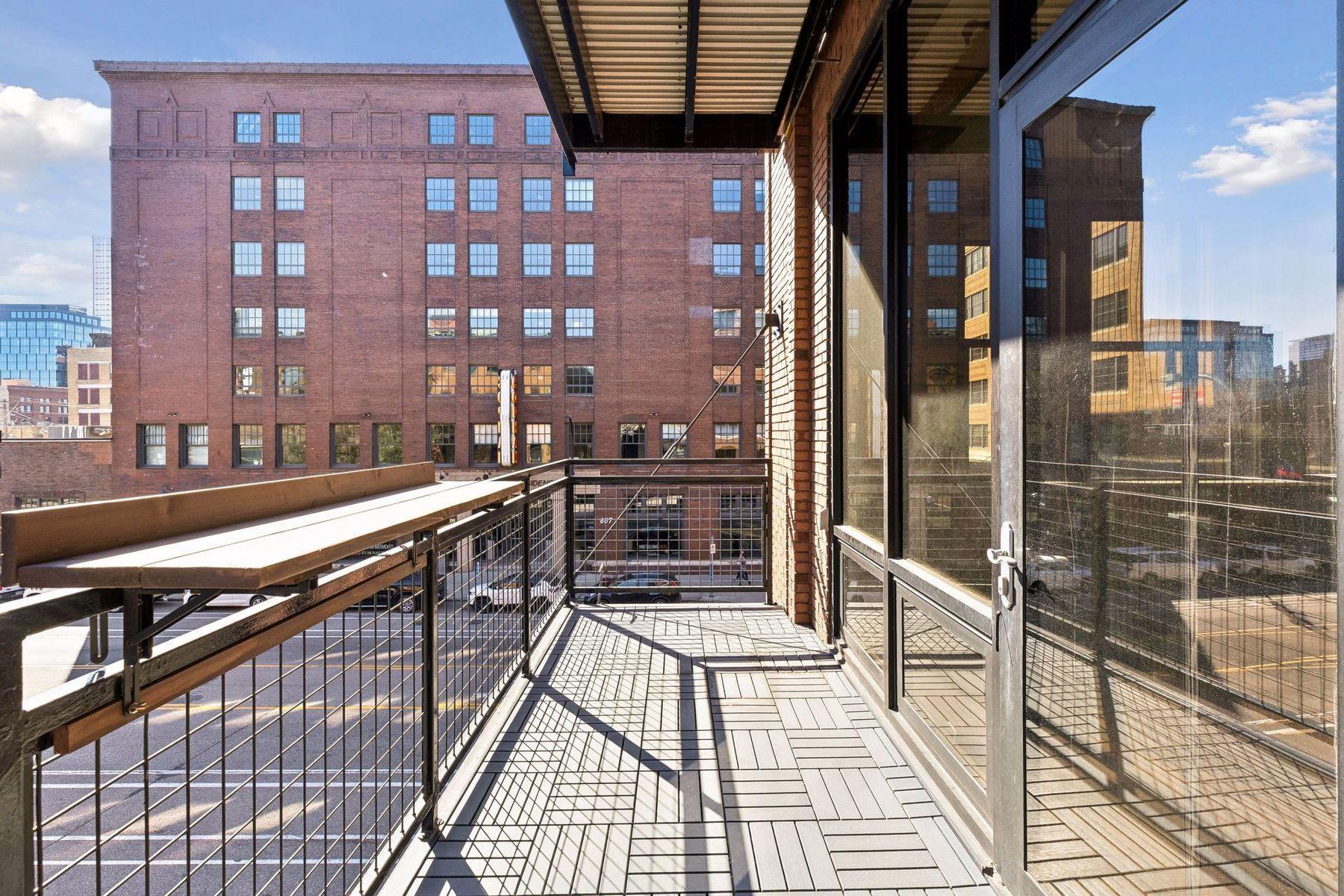View of Residential at 618 Washington Avenue #301, Minneapolis MN 55401, Minneapolis (21 of 23) - Mike Wilen | Minnesota Team Real Estate