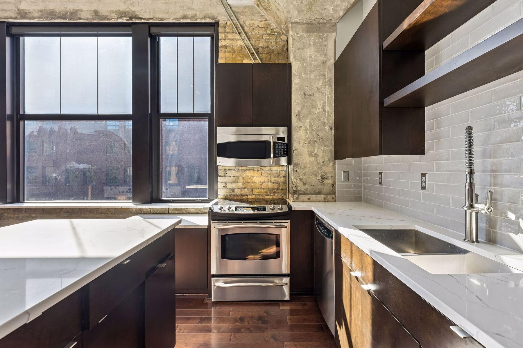 View of Residential at 618 Washington Avenue #301, Minneapolis MN 55401, Minneapolis (18 of 23) - Mike Wilen | Minnesota Team Real Estate