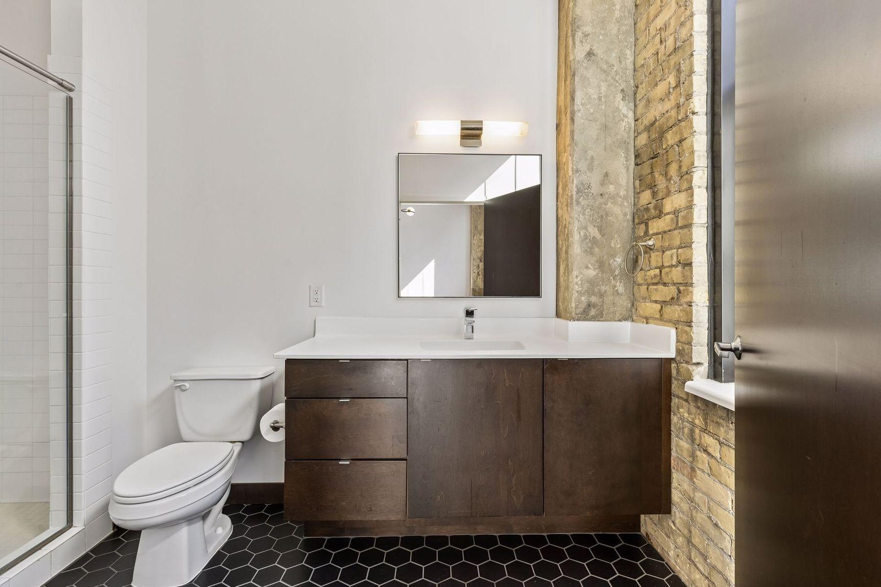 View of Residential at 618 Washington Avenue #301, Minneapolis MN 55401, Minneapolis (6 of 23) - Mike Wilen | Minnesota Team Real Estate