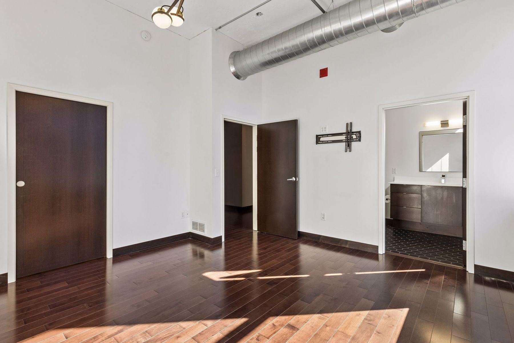 View of Residential at 618 Washington Avenue #301, Minneapolis MN 55401, Minneapolis (5 of 23) - Mike Wilen | Minnesota Team Real Estate