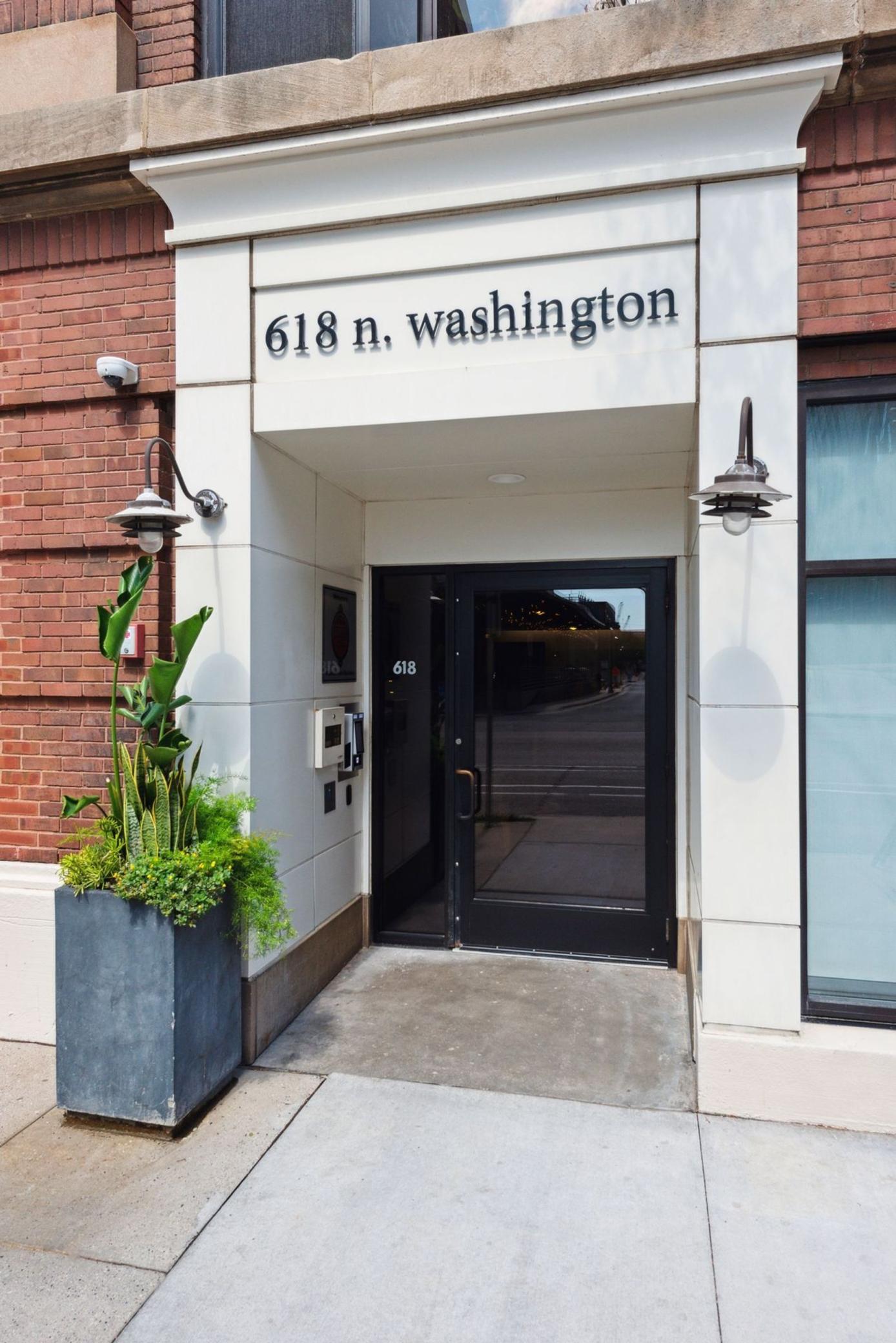 View of (CC) High Rise (4+ Levels) at 618 Washington Avenue, Minneapolis - Mike Wilen | Minnesota Team Real Estate