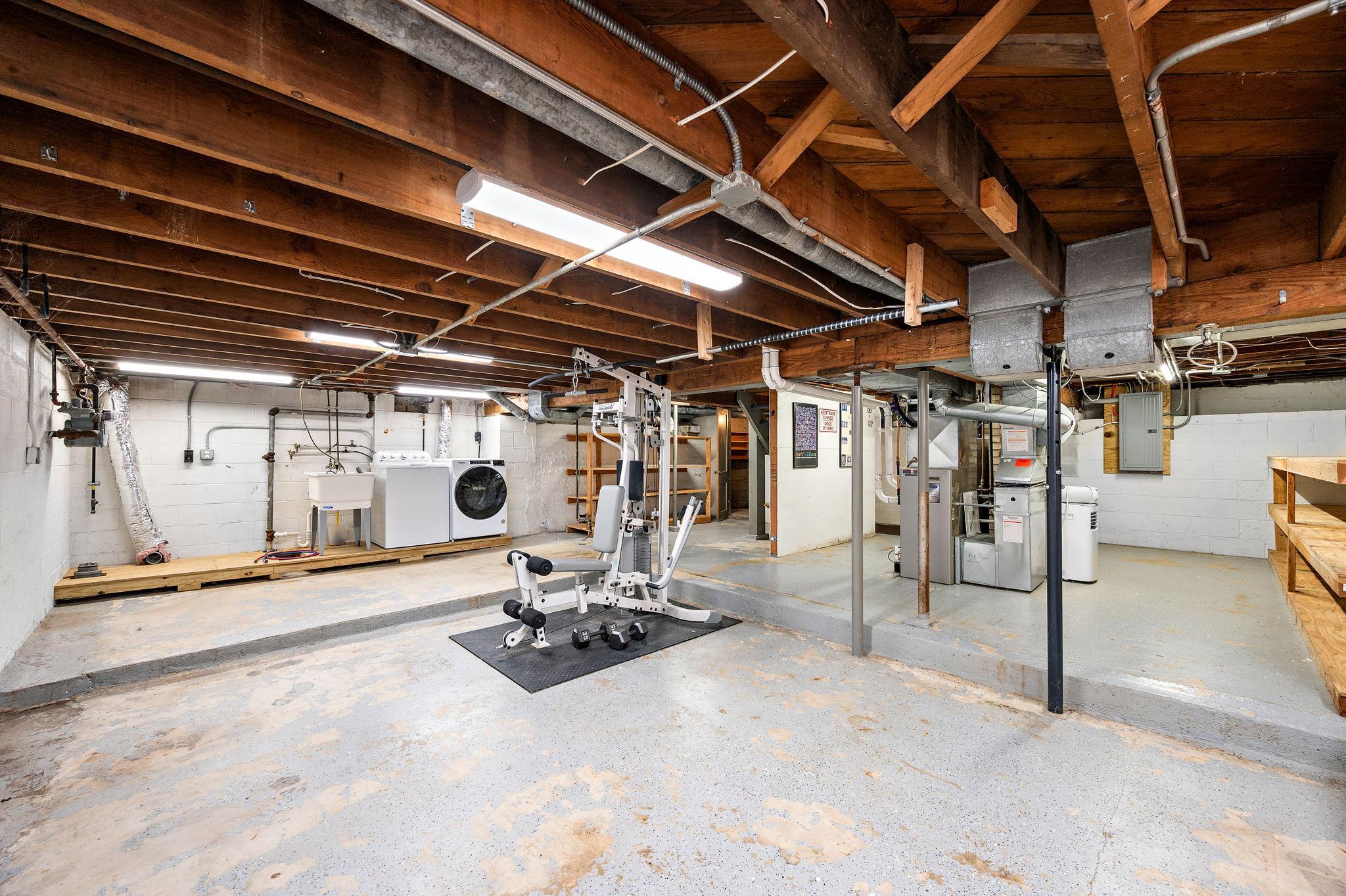 View of Residential at 3310 Sheridan Avenue, Minneapolis MN 55412, Minneapolis (21 of 33) - Mike Wilen | Minnesota Team Real Estate