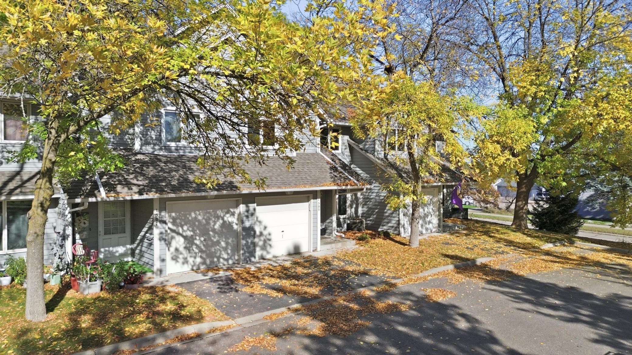 View of Residential at 1505 Millpond Court, Chaska MN 55318, Chaska (31 of 33) - Mike Wilen | Minnesota Team Real Estate